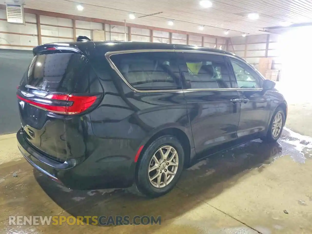 3 Photograph of a damaged car 2C4RC1BG7RR136465 CHRYSLER PACIFICA 2024