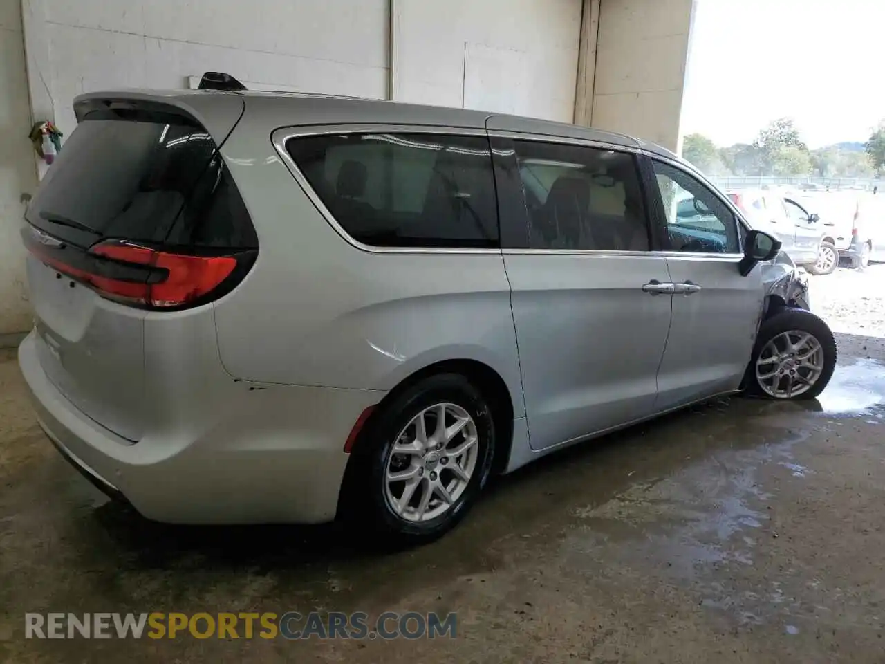 3 Photograph of a damaged car 2C4RC1BG7RR162399 CHRYSLER PACIFICA 2024