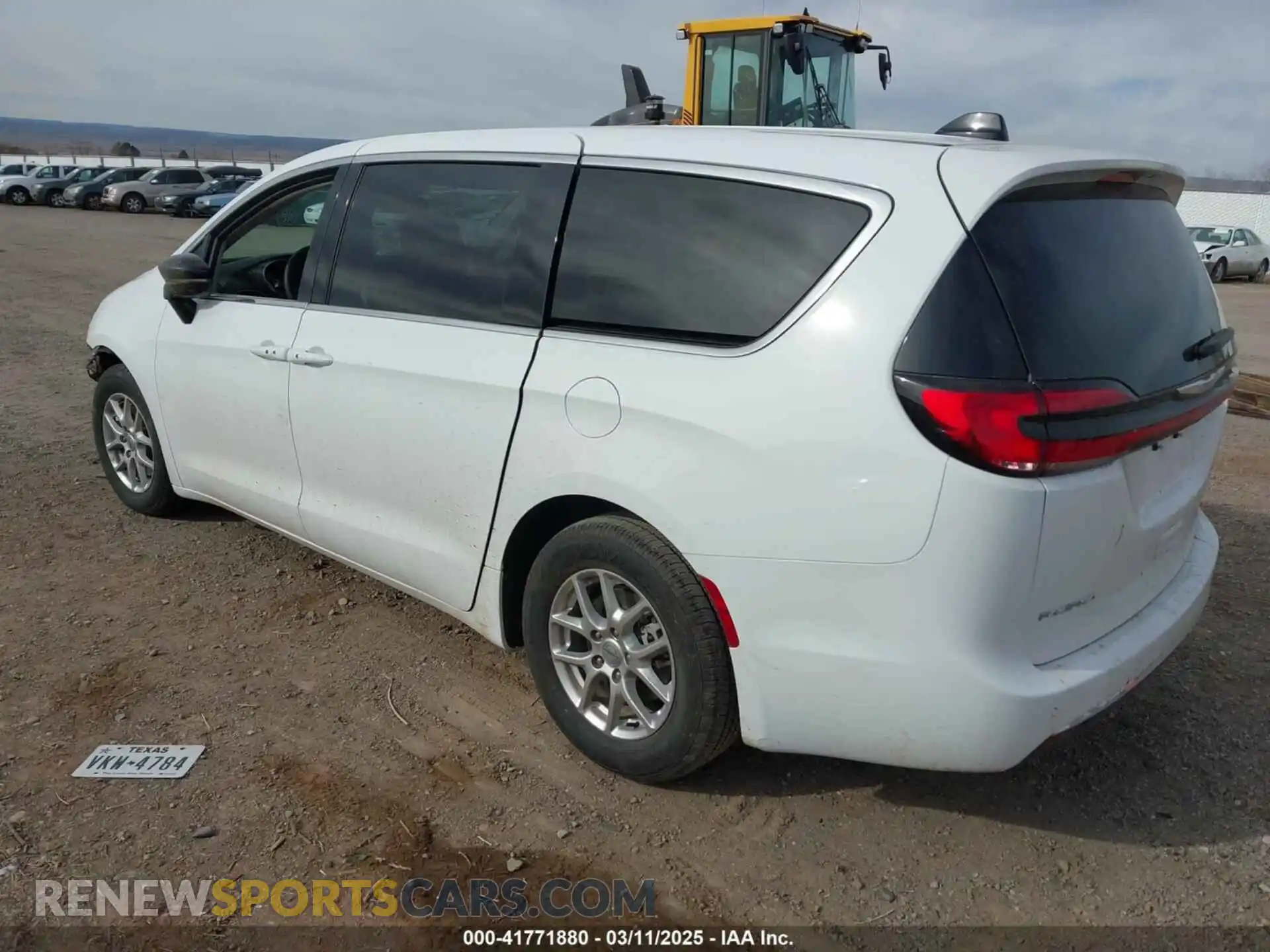 3 Photograph of a damaged car 2C4RC1BG7RR182975 CHRYSLER PACIFICA 2024