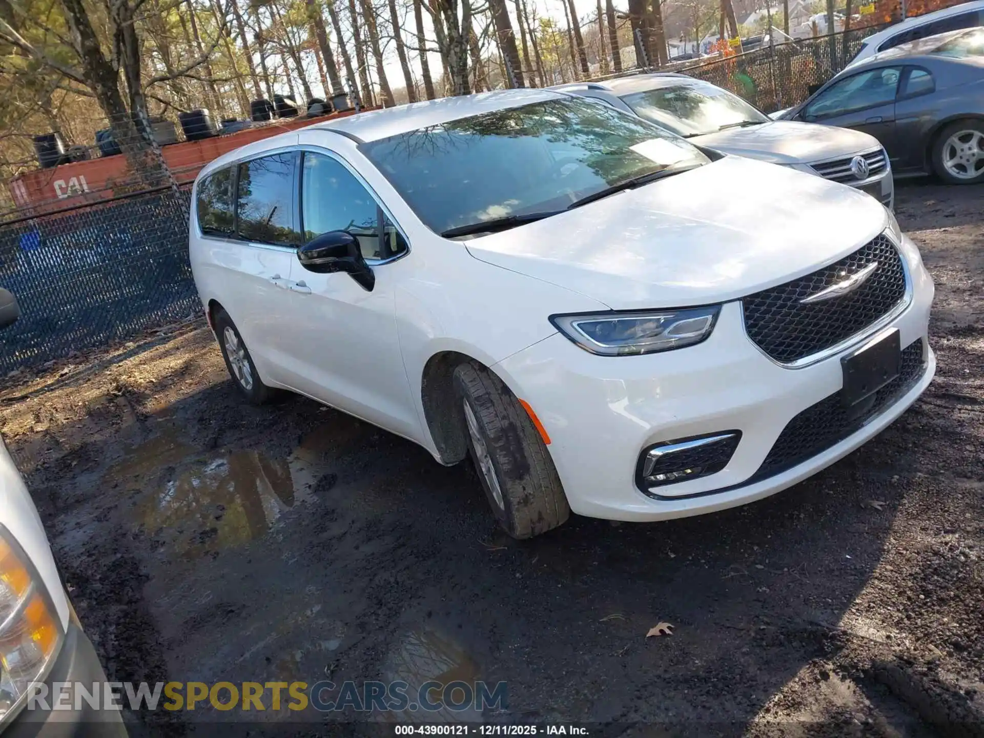 1 Photograph of a damaged car 2C4RC1BG8RR149788 CHRYSLER PACIFICA 2024