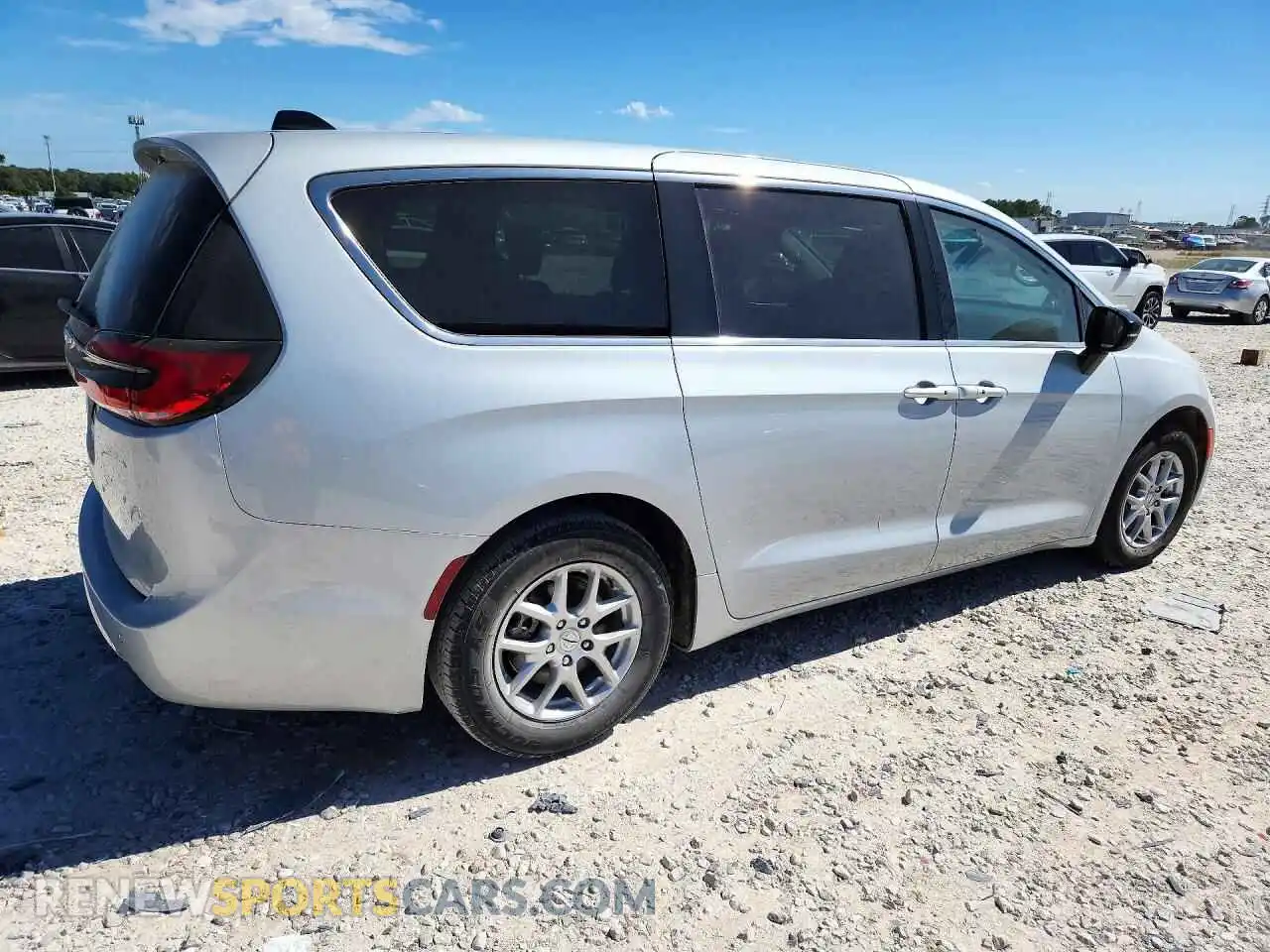 3 Photograph of a damaged car 2C4RC1BG8RR154893 CHRYSLER PACIFICA 2024