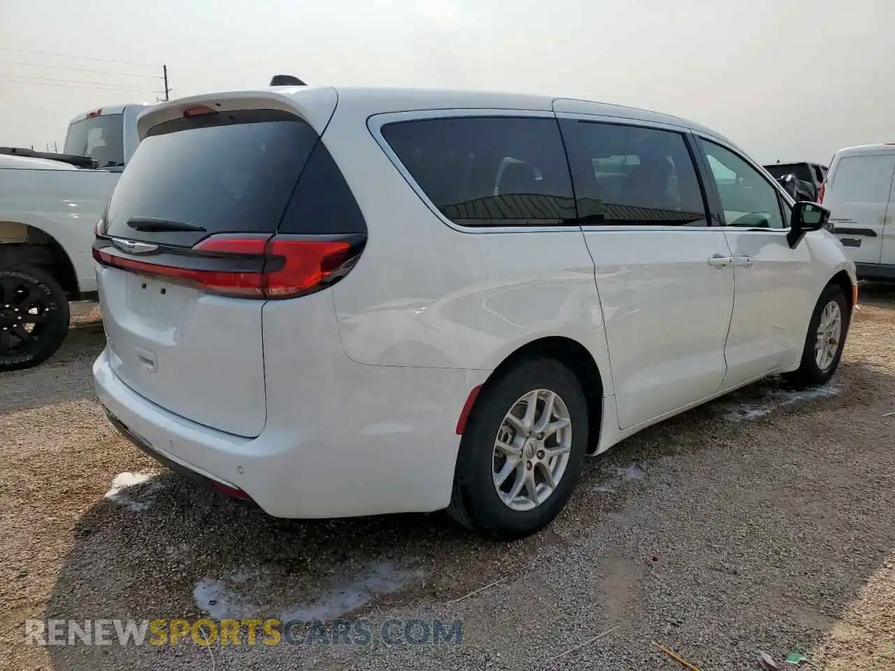 3 Photograph of a damaged car 2C4RC1BG8RR156479 CHRYSLER PACIFICA 2024