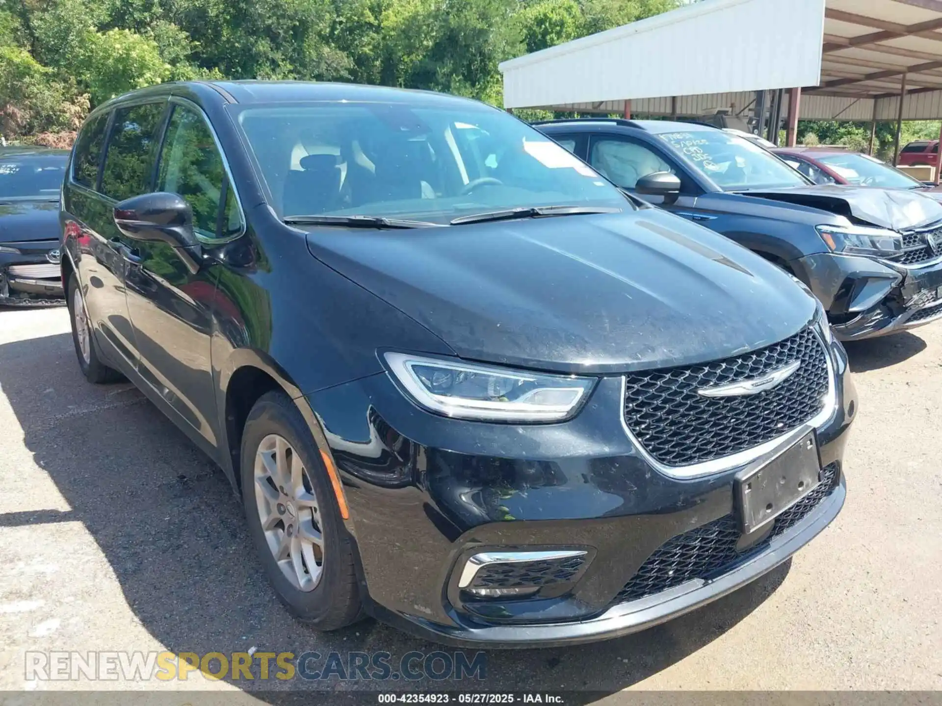 1 Photograph of a damaged car 2C4RC1BG8RR179678 CHRYSLER PACIFICA 2024