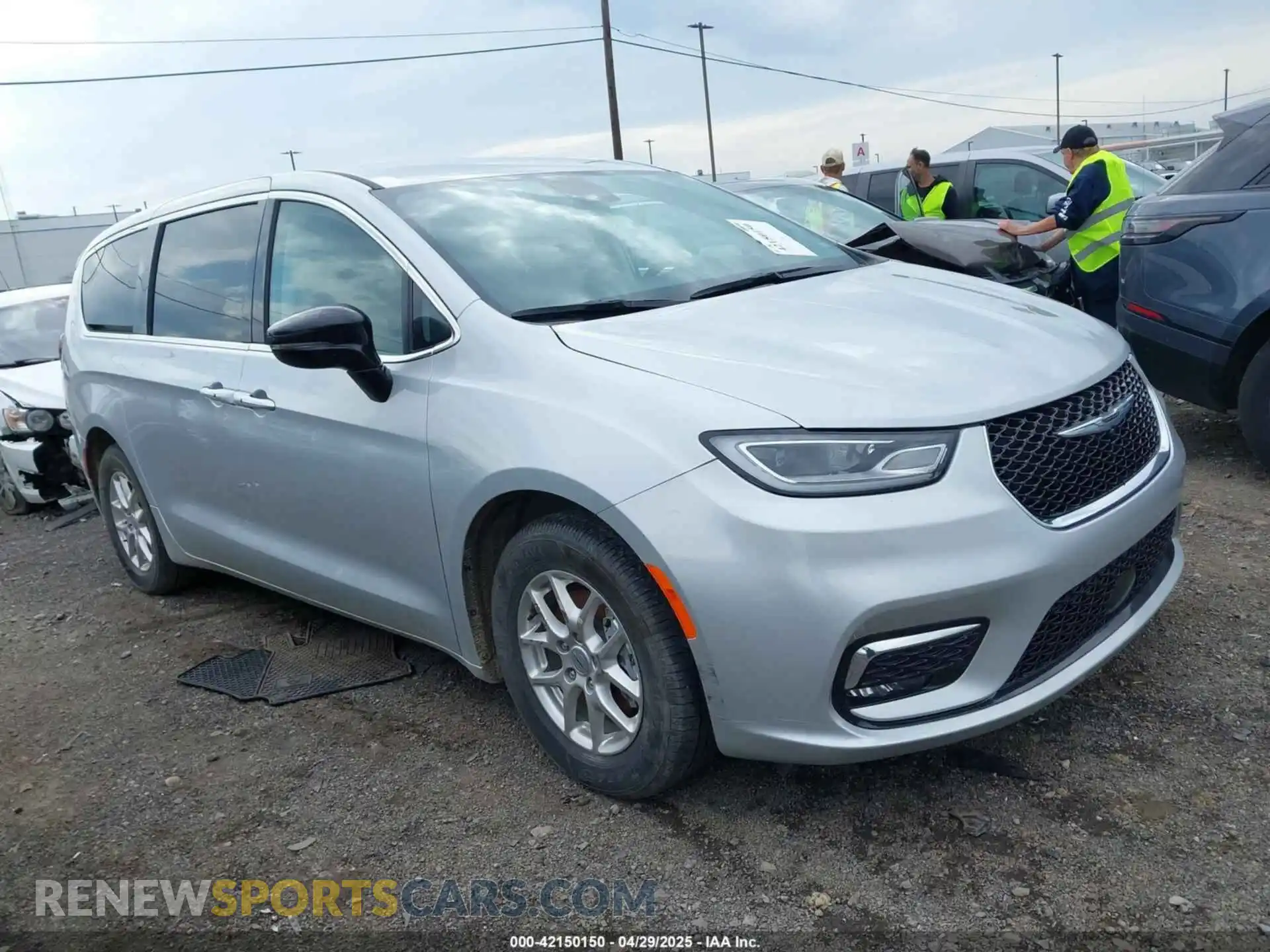 1 Фотография поврежденного автомобиля 2C4RC1BG8RR186632 CHRYSLER PACIFICA 2024