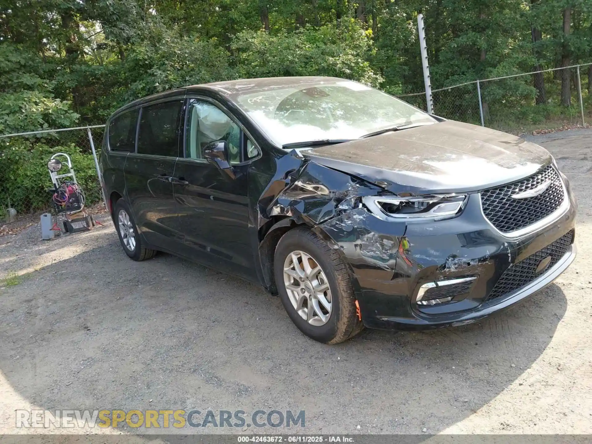 1 Photograph of a damaged car 2C4RC1BG9RR139741 CHRYSLER PACIFICA 2024