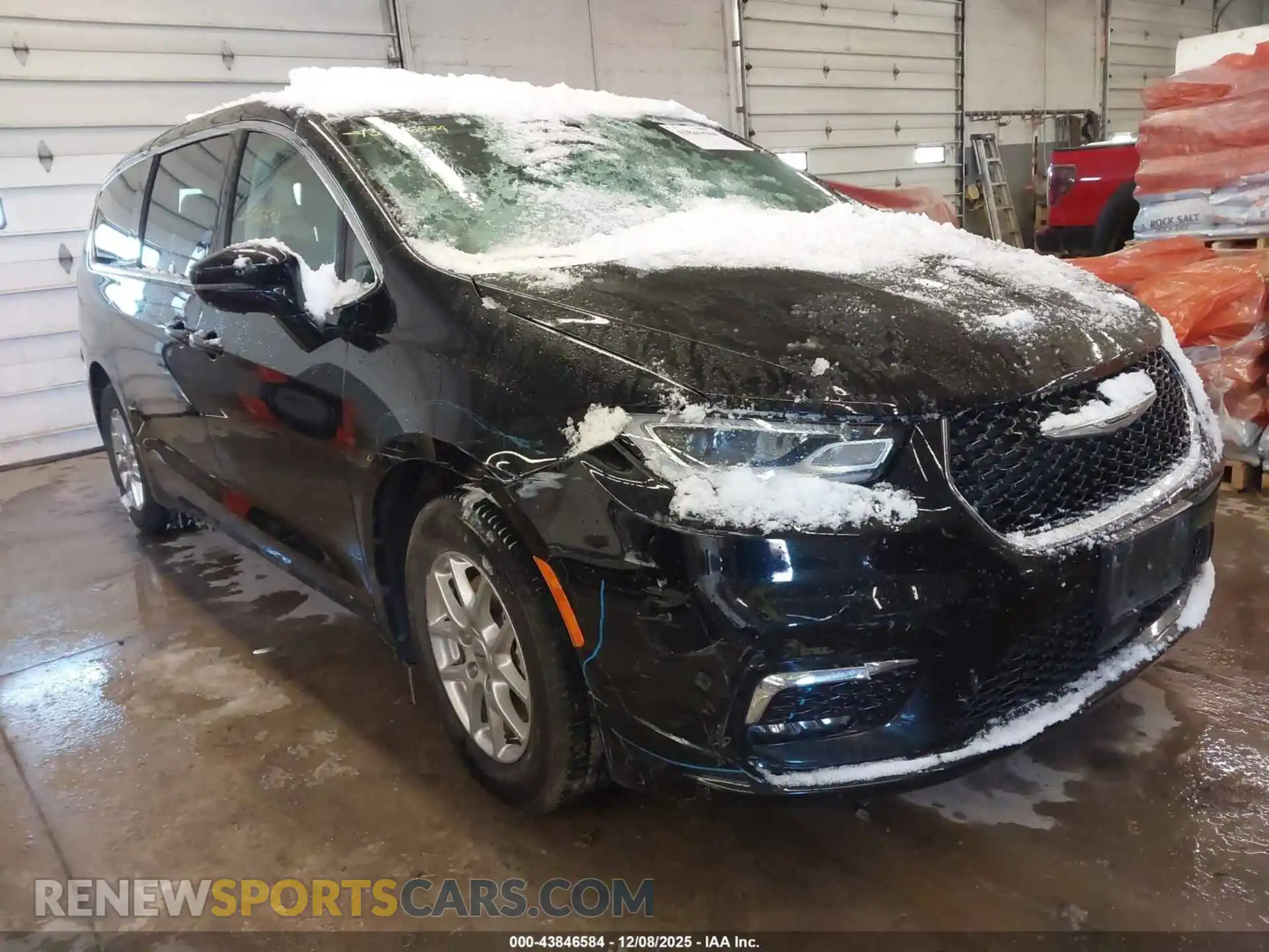 1 Photograph of a damaged car 2C4RC1BG9RR167863 CHRYSLER PACIFICA 2024
