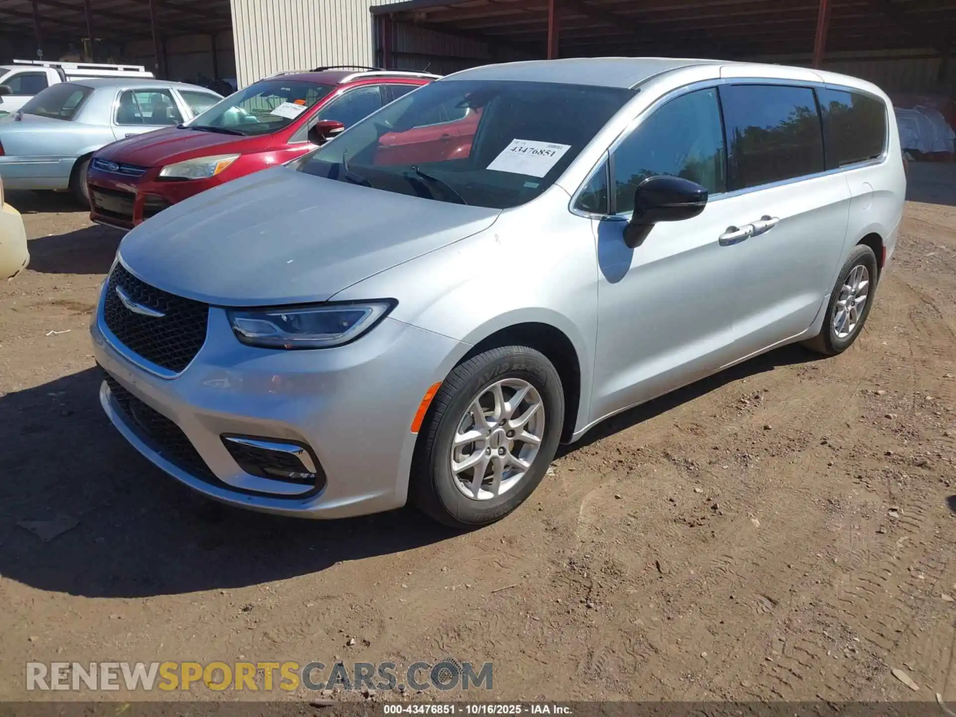 2 Photograph of a damaged car 2C4RC1BGXRR129414 CHRYSLER PACIFICA 2024