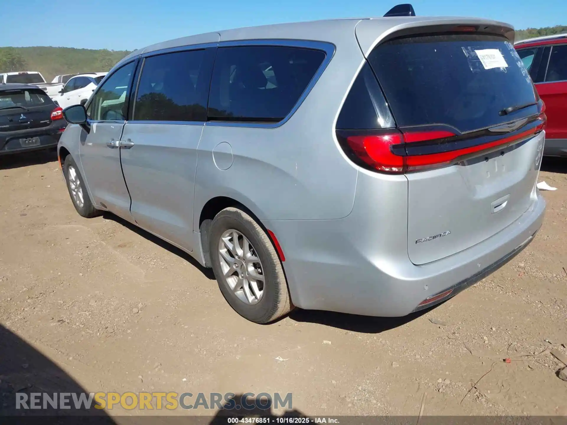 3 Photograph of a damaged car 2C4RC1BGXRR129414 CHRYSLER PACIFICA 2024