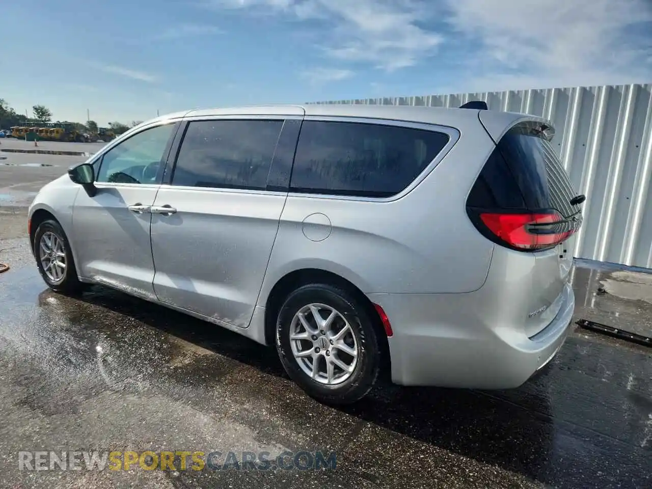 2 Photograph of a damaged car 2C4RC1BGXRR143667 CHRYSLER PACIFICA 2024