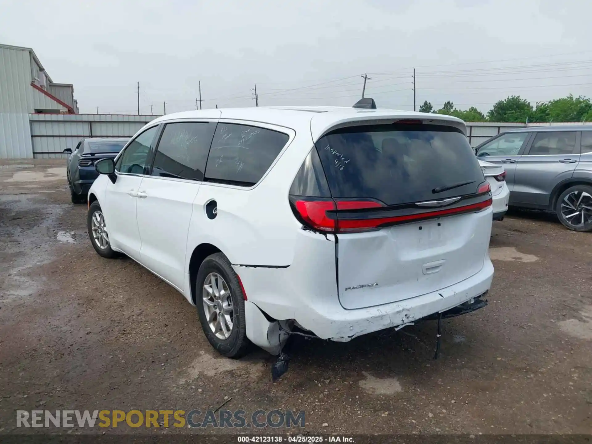 3 Photograph of a damaged car 2C4RC1BGXRR145399 CHRYSLER PACIFICA 2024