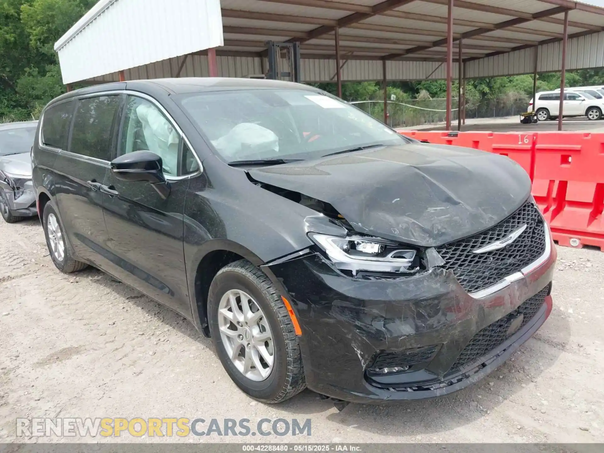 1 Photograph of a damaged car 2C4RC1BGXRR151574 CHRYSLER PACIFICA 2024