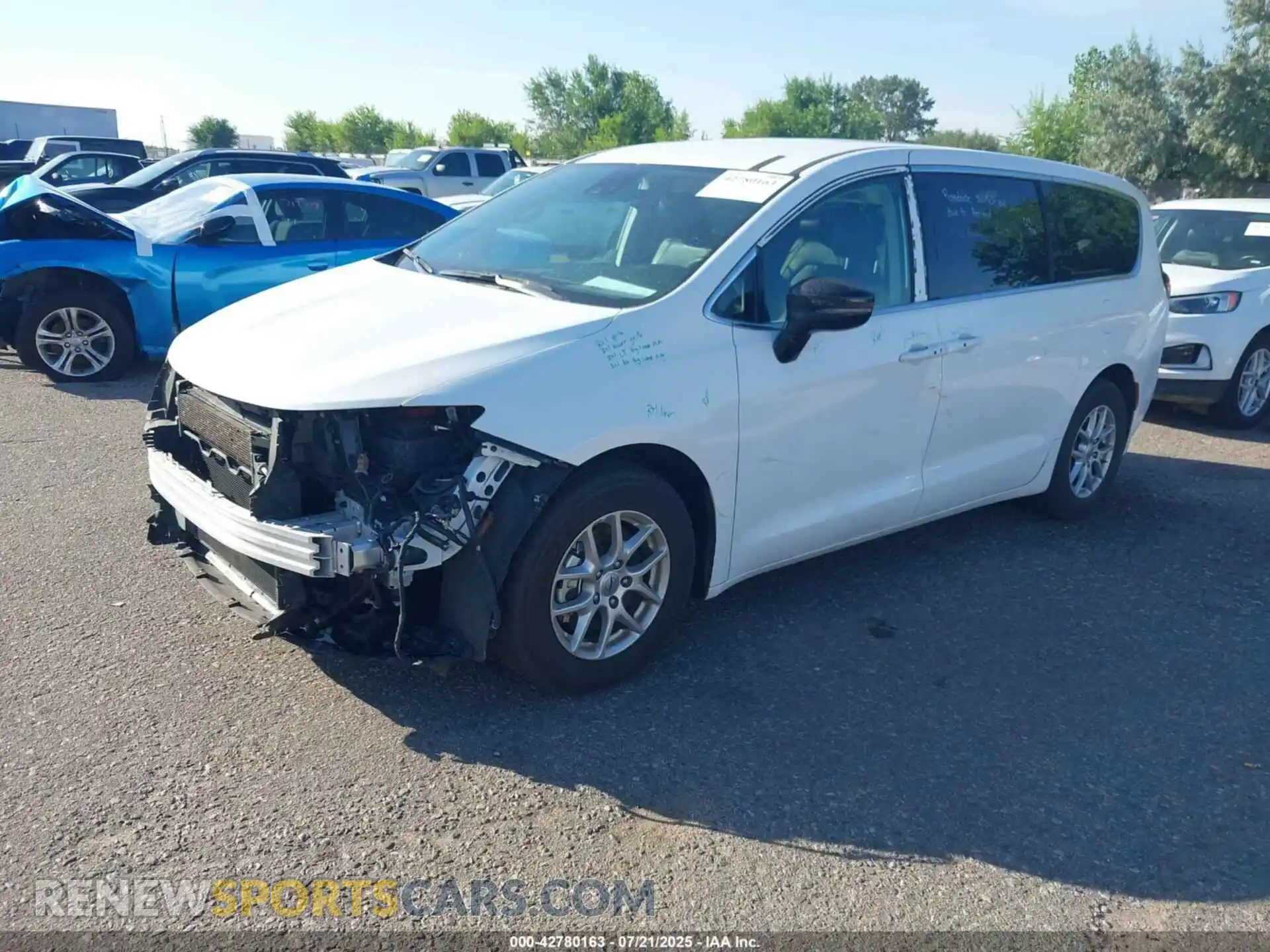 2 Photograph of a damaged car 2C4RC1BGXRR152255 CHRYSLER PACIFICA 2024