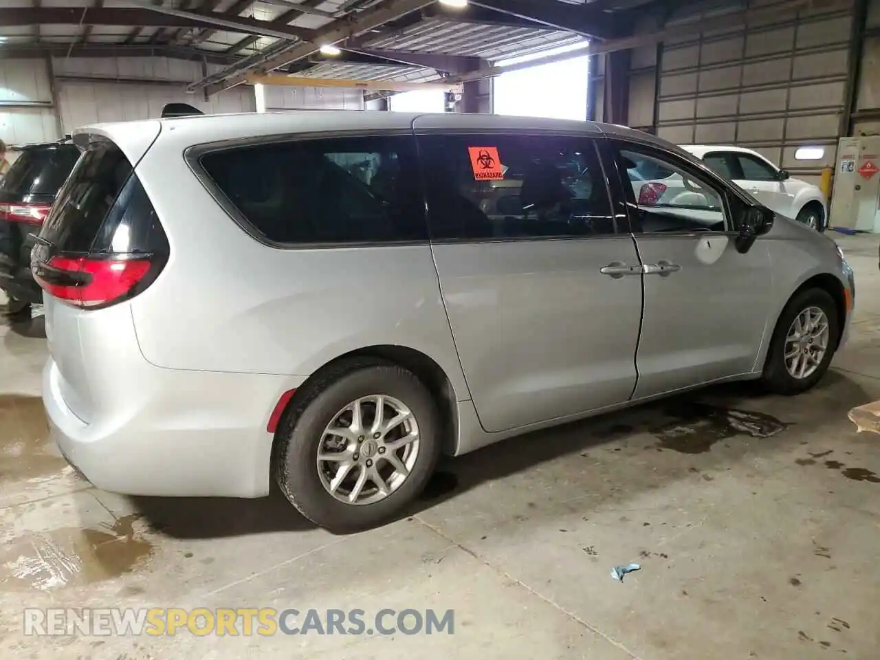 3 Photograph of a damaged car 2C4RC1BGXRR155589 CHRYSLER PACIFICA 2024