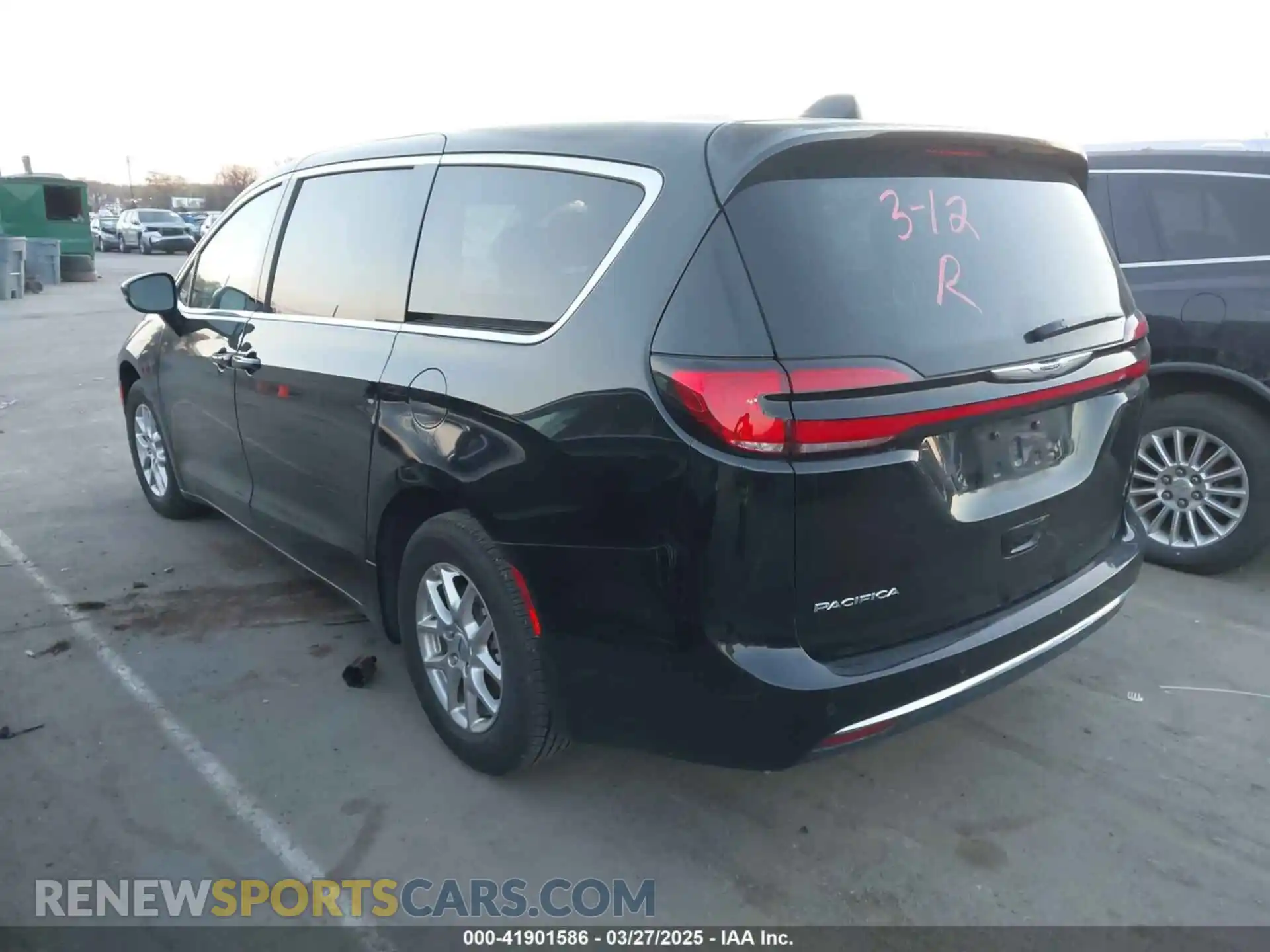 3 Photograph of a damaged car 2C4RC1BGXRR170481 CHRYSLER PACIFICA 2024