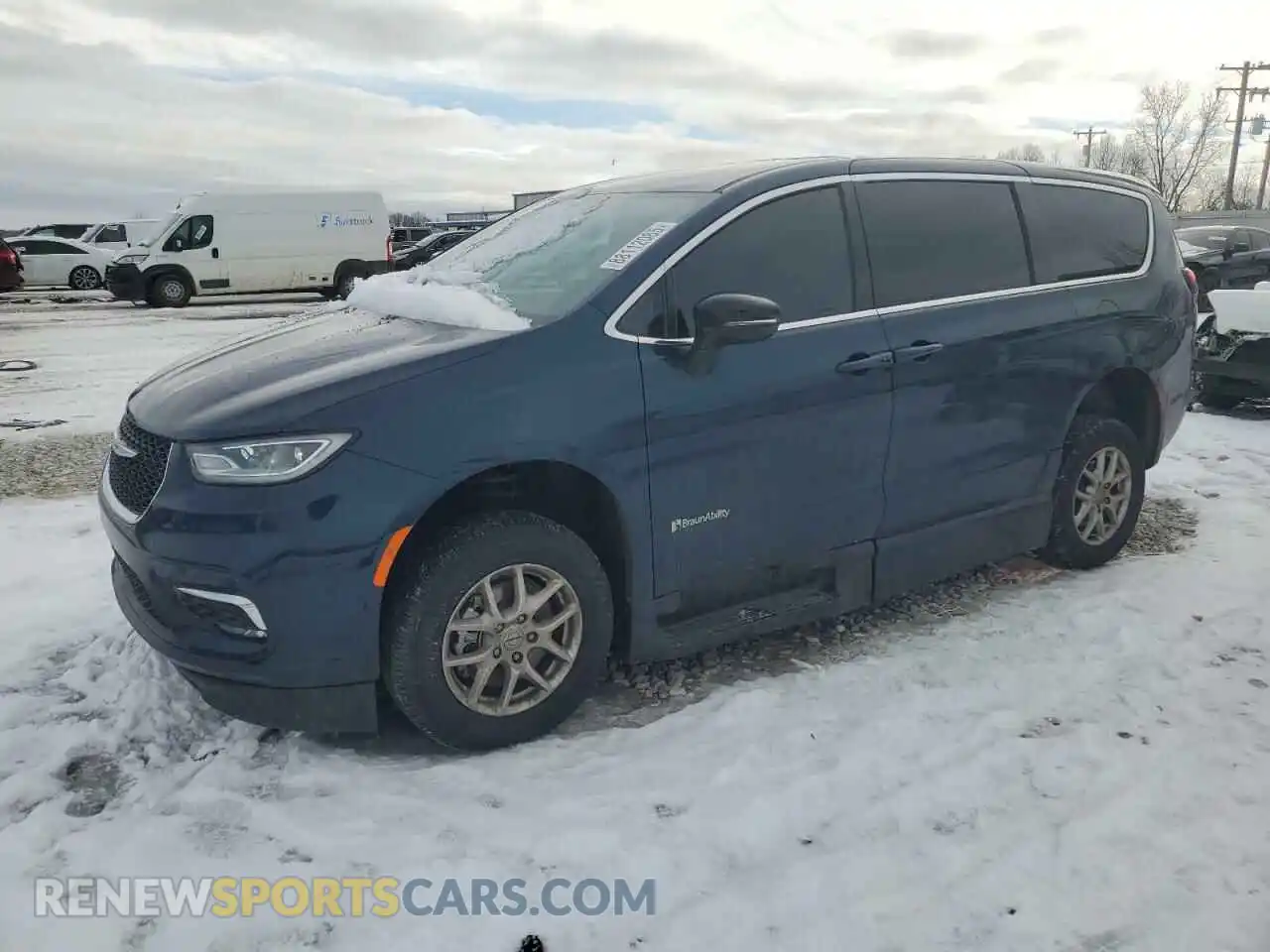 1 Photograph of a damaged car 2C4RC1FG7RR102178 CHRYSLER PACIFICA 2024