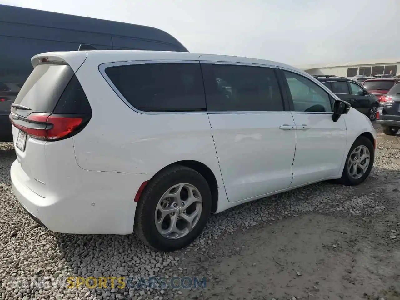 3 Photograph of a damaged car 2C4RC1GG4RR105070 CHRYSLER PACIFICA 2024