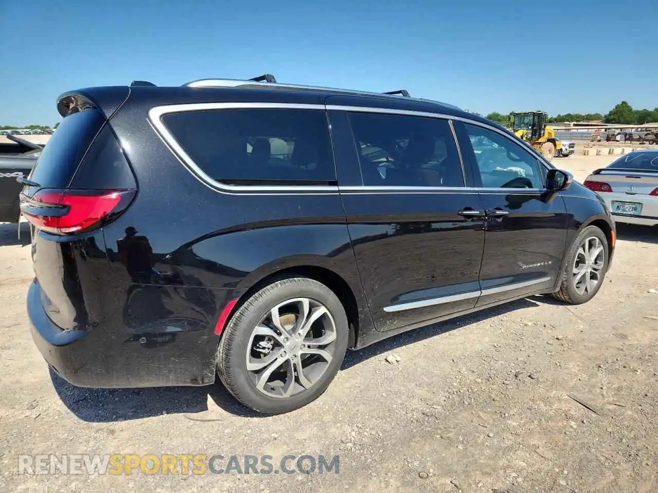 3 Photograph of a damaged car 2C4RC1PG0RR177657 CHRYSLER PACIFICA 2024
