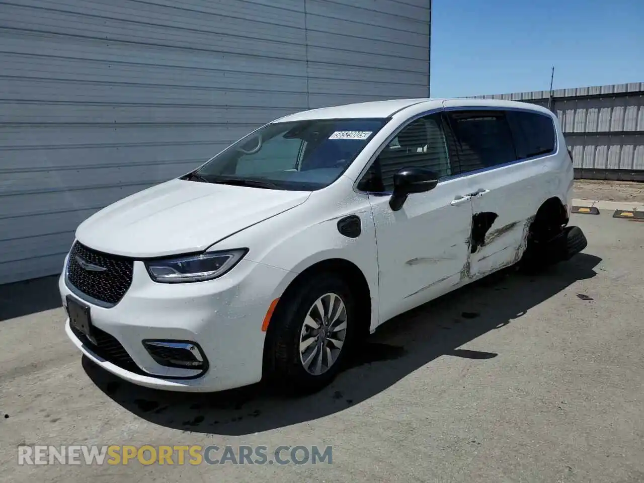 1 Photograph of a damaged car 2C4RC1S70RR117840 CHRYSLER PACIFICA 2024