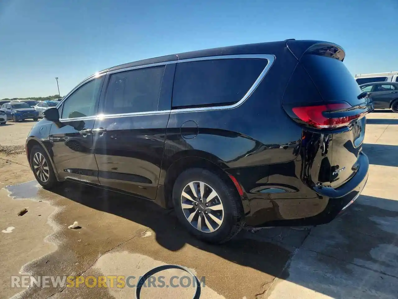 2 Фотография поврежденного автомобиля 2C4RC1S72RR130850 CHRYSLER PACIFICA 2024