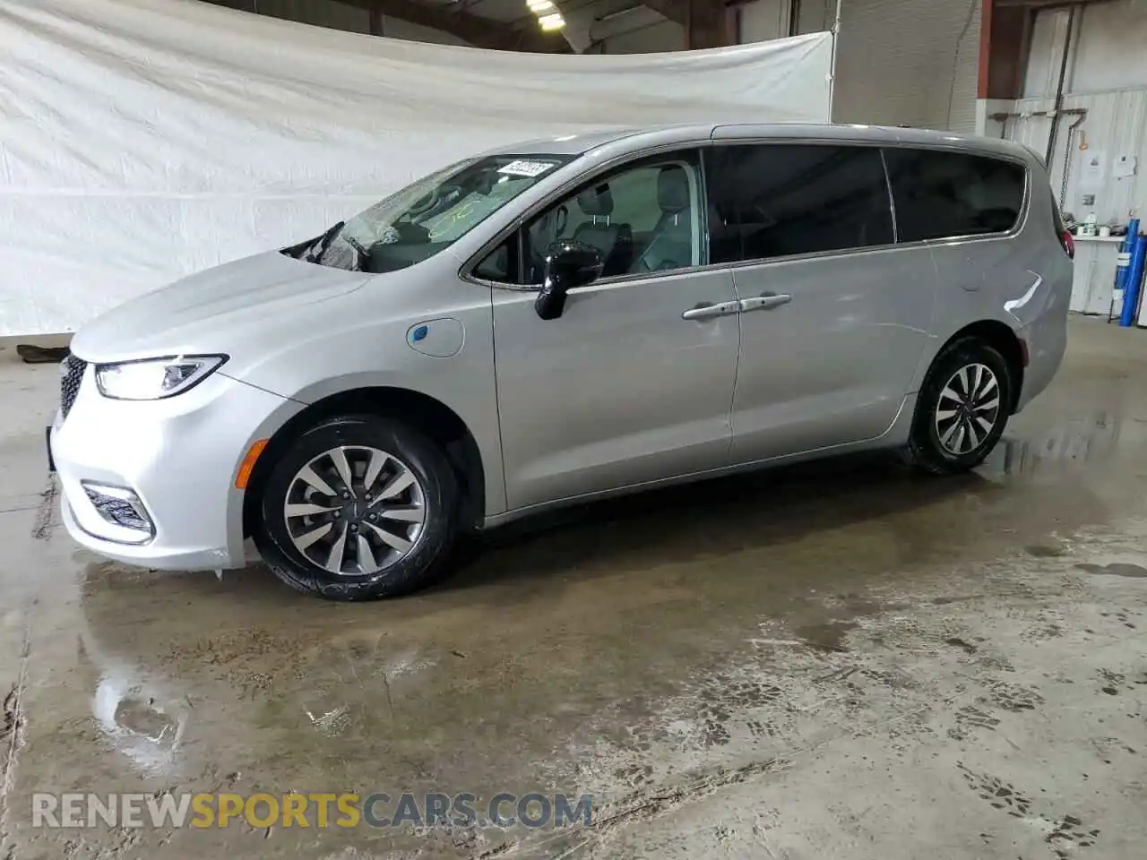 1 Photograph of a damaged car 2C4RC1S74RR156818 CHRYSLER PACIFICA 2024