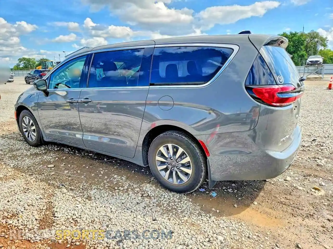 2 Photograph of a damaged car 2C4RC1S78RR202537 CHRYSLER PACIFICA 2024