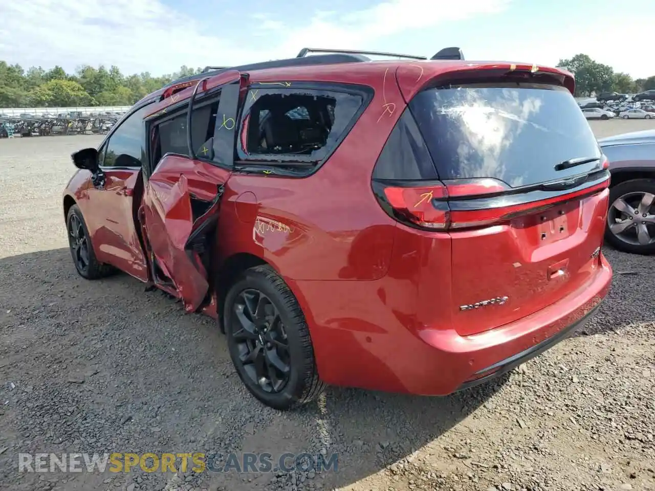 2 Фотография поврежденного автомобиля 2C4RC3GG5RR154287 CHRYSLER PACIFICA 2024