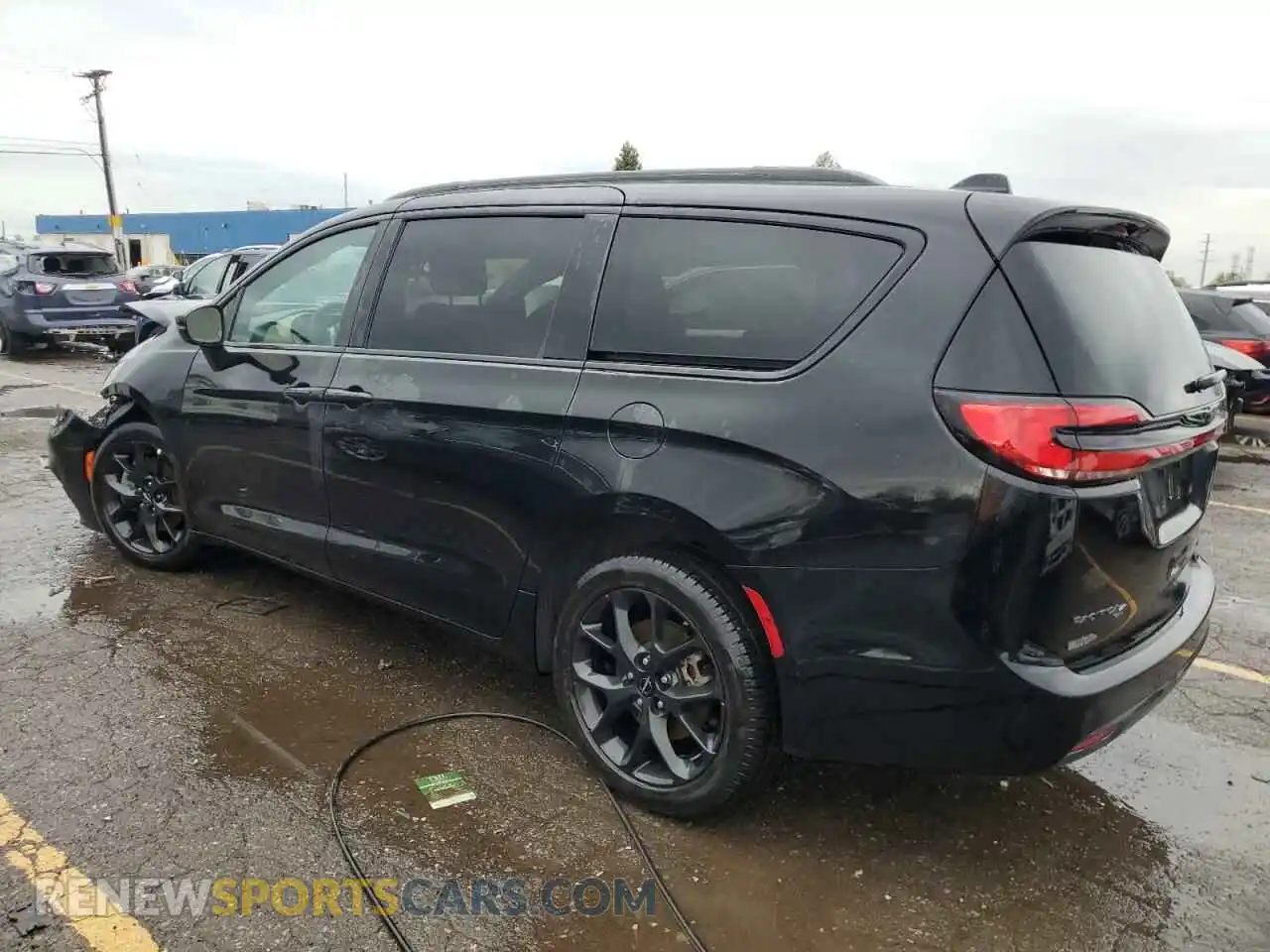 2 Photograph of a damaged car 2C4RC3GG5RR196815 CHRYSLER PACIFICA 2024