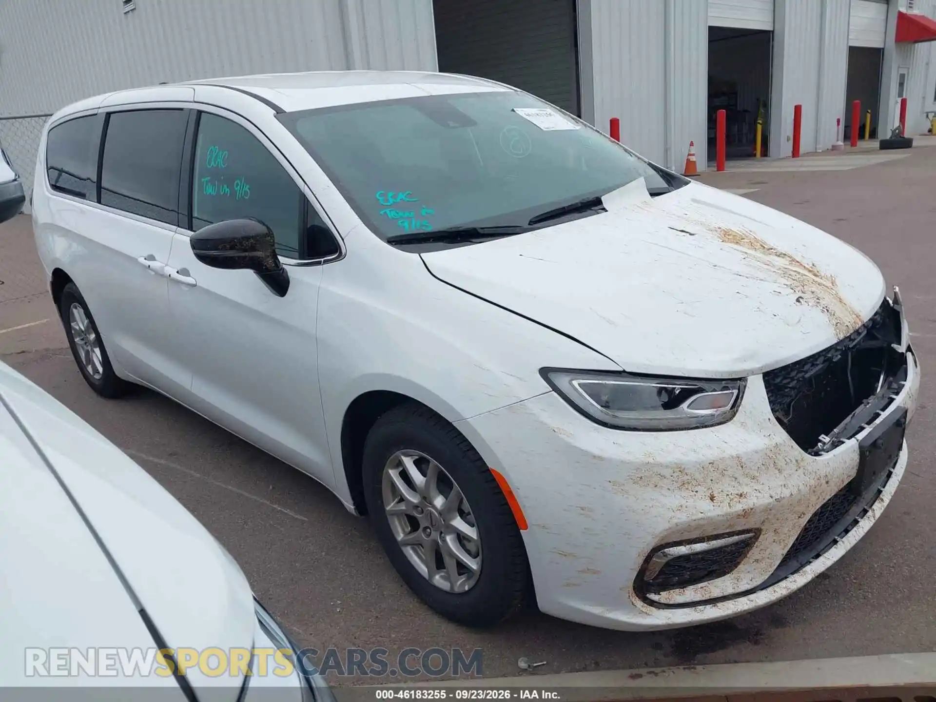 1 Photograph of a damaged car 2C4RC1BG0SR561998 CHRYSLER PACIFICA 2025