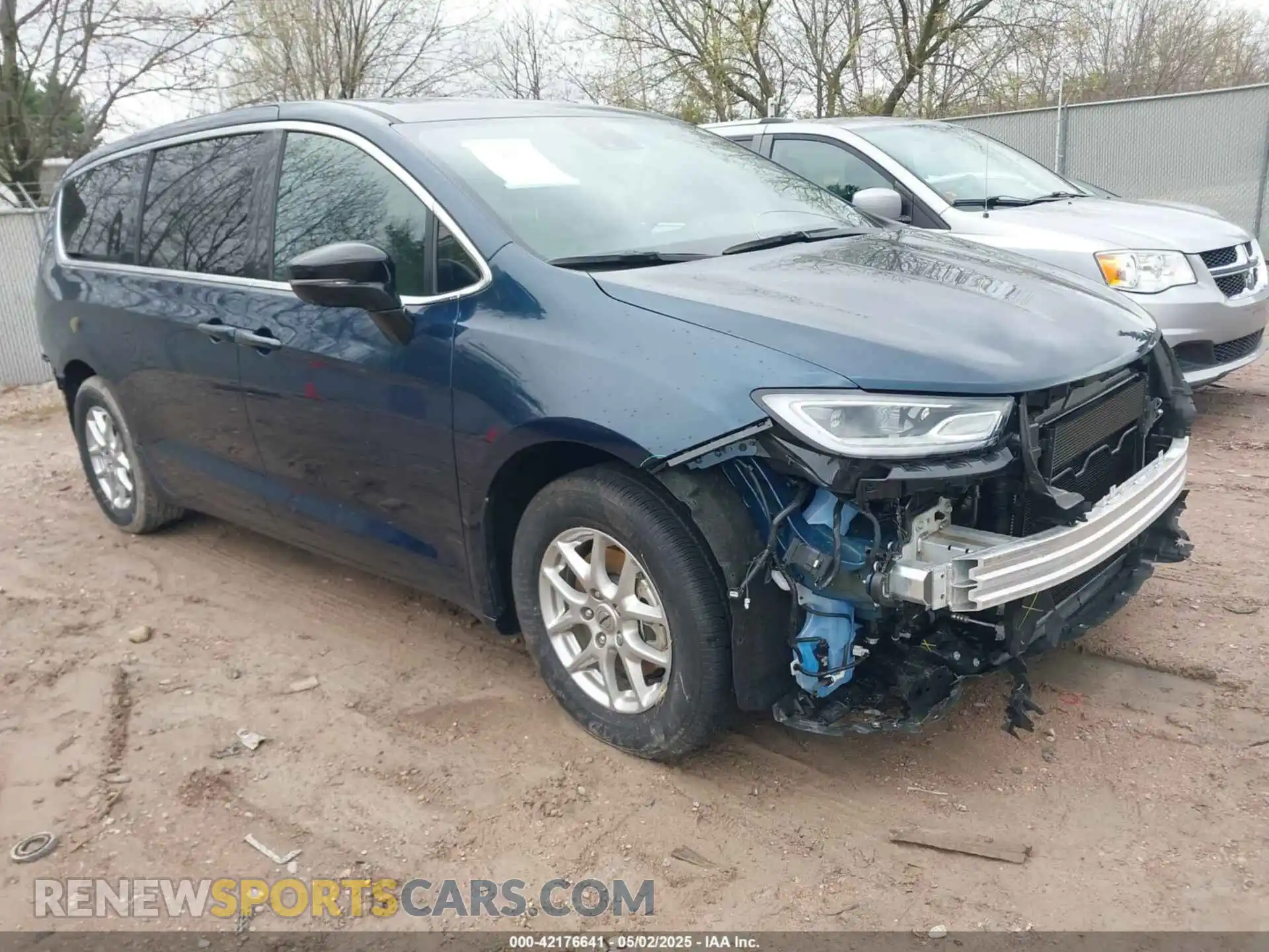 1 Photograph of a damaged car 2C4RC1BG1SR505052 CHRYSLER PACIFICA 2025