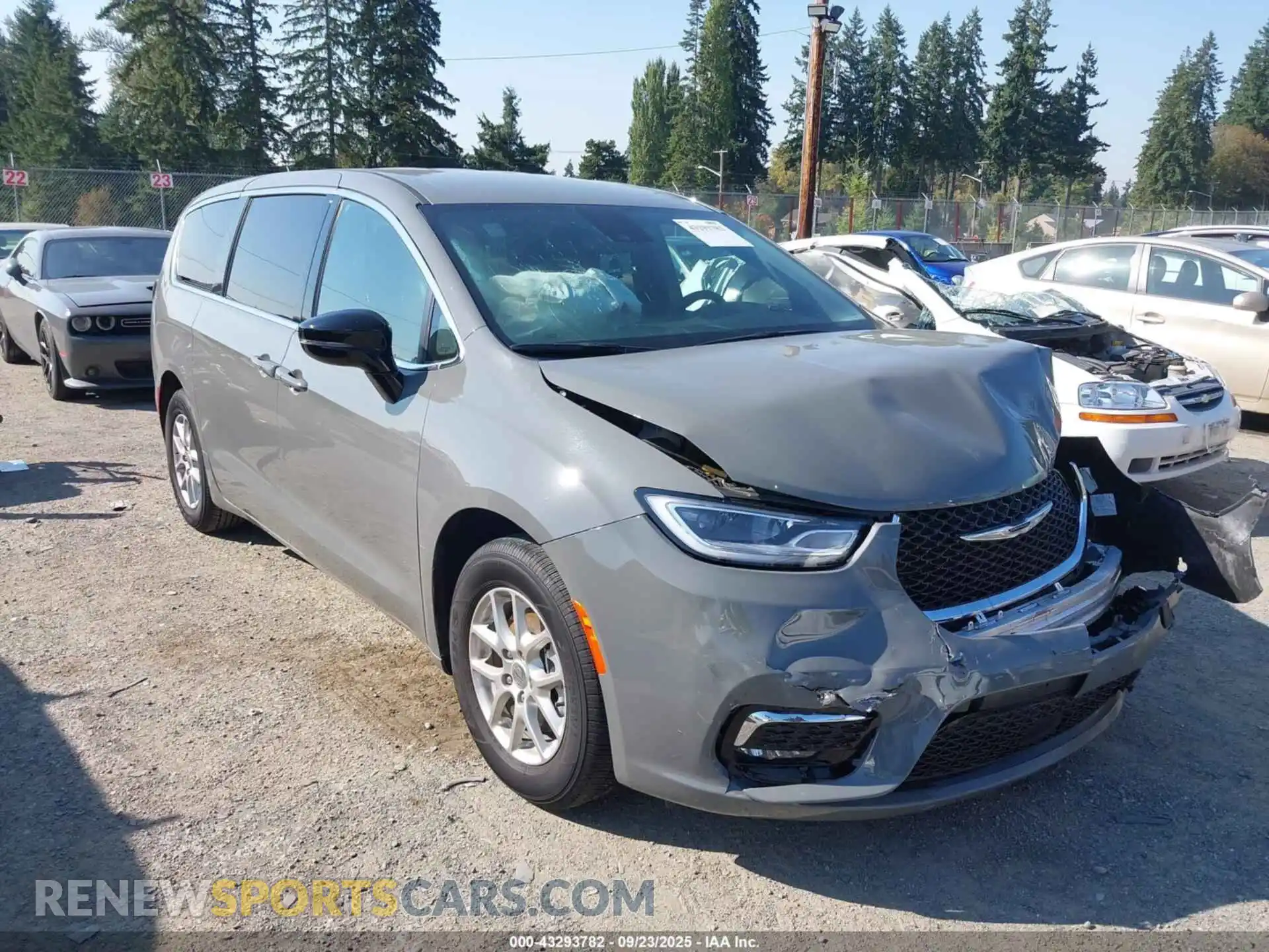 1 Photograph of a damaged car 2C4RC1BG1SR562061 CHRYSLER PACIFICA 2025