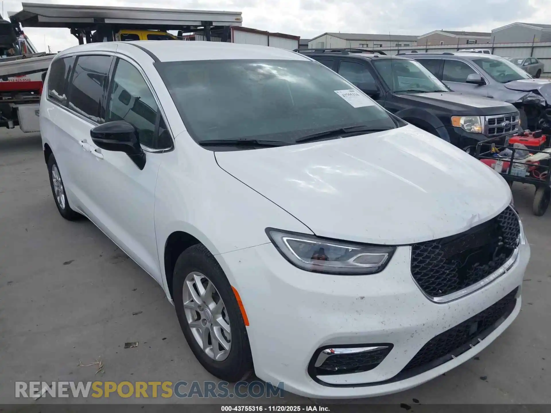 1 Photograph of a damaged car 2C4RC1BG1SR579507 CHRYSLER PACIFICA 2025