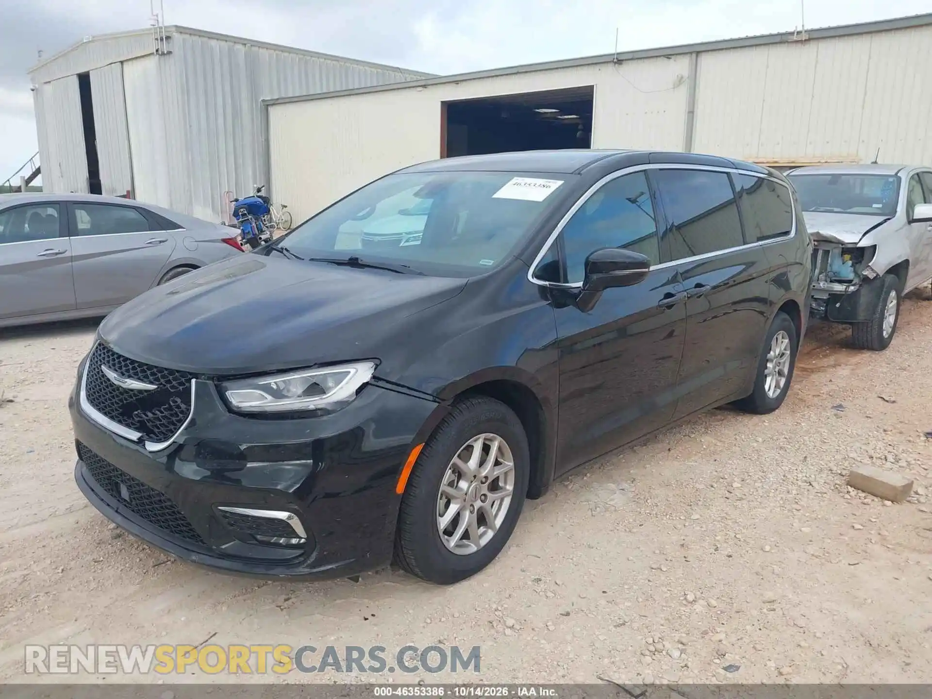 2 Photograph of a damaged car 2C4RC1BG2SR531773 CHRYSLER PACIFICA 2025