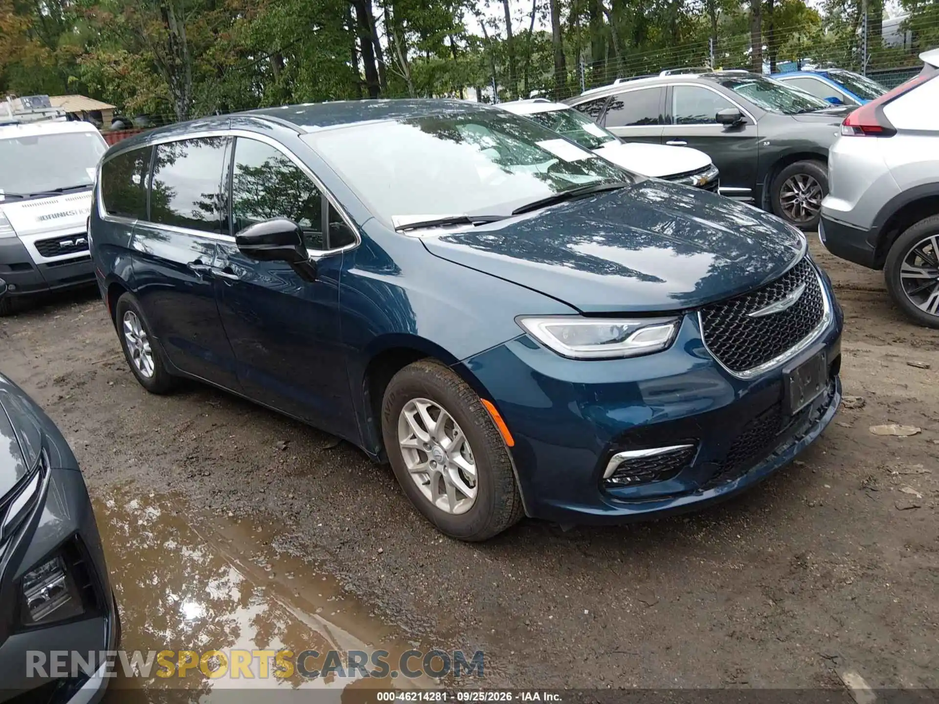 1 Photograph of a damaged car 2C4RC1BG2SR562067 CHRYSLER PACIFICA 2025