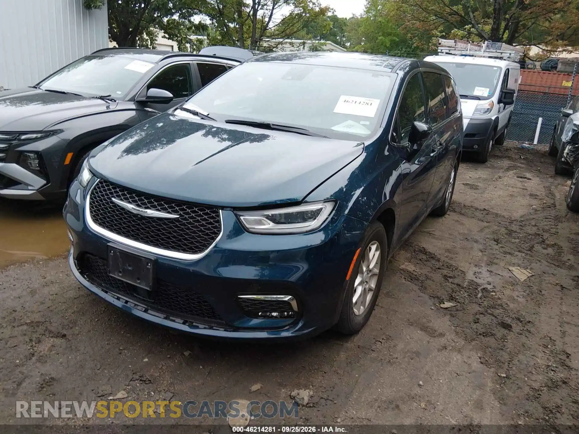 2 Photograph of a damaged car 2C4RC1BG2SR562067 CHRYSLER PACIFICA 2025