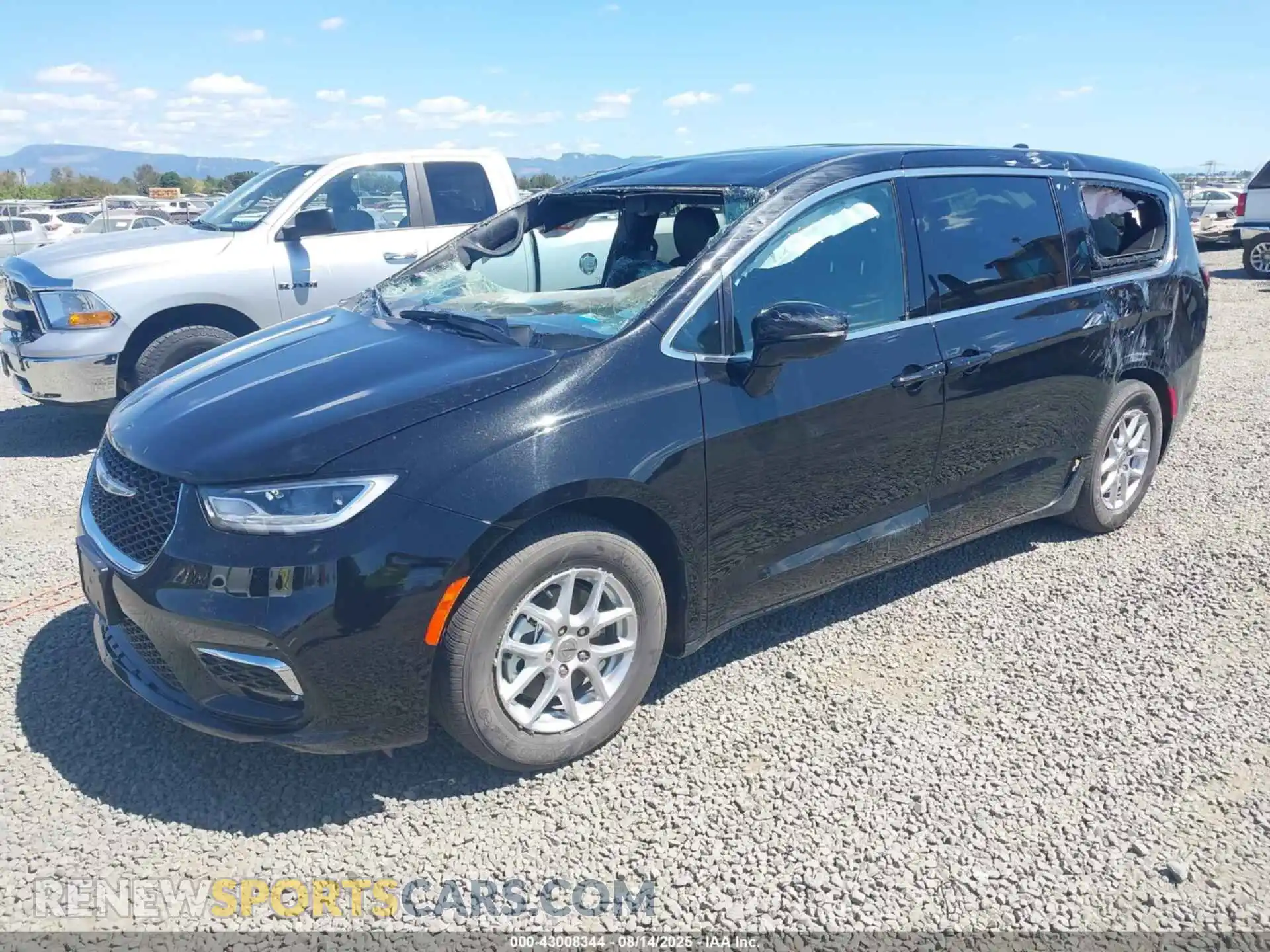 2 Photograph of a damaged car 2C4RC1BG2SR566510 CHRYSLER PACIFICA 2025