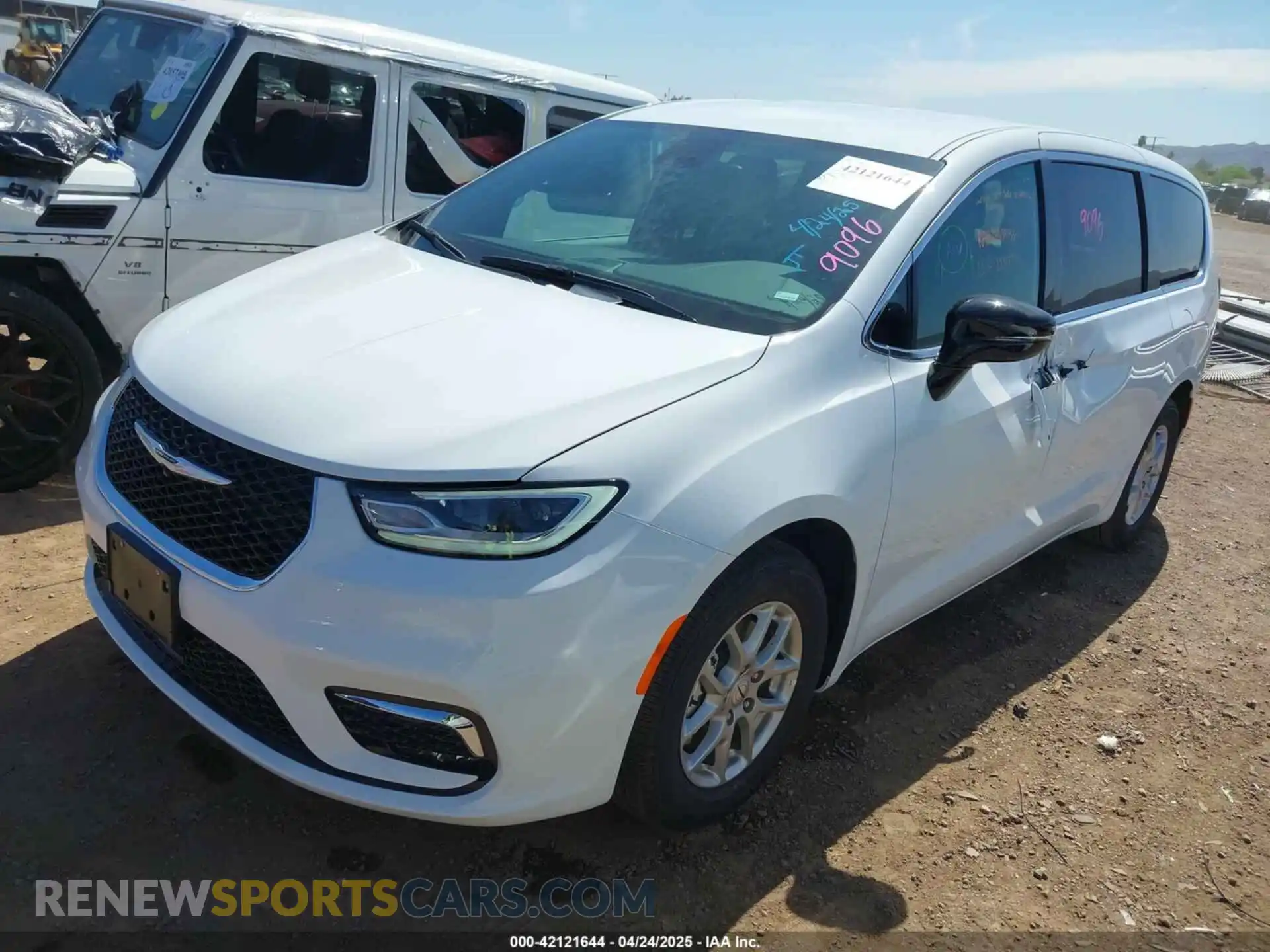 2 Photograph of a damaged car 2C4RC1BG3SR554379 CHRYSLER PACIFICA 2025