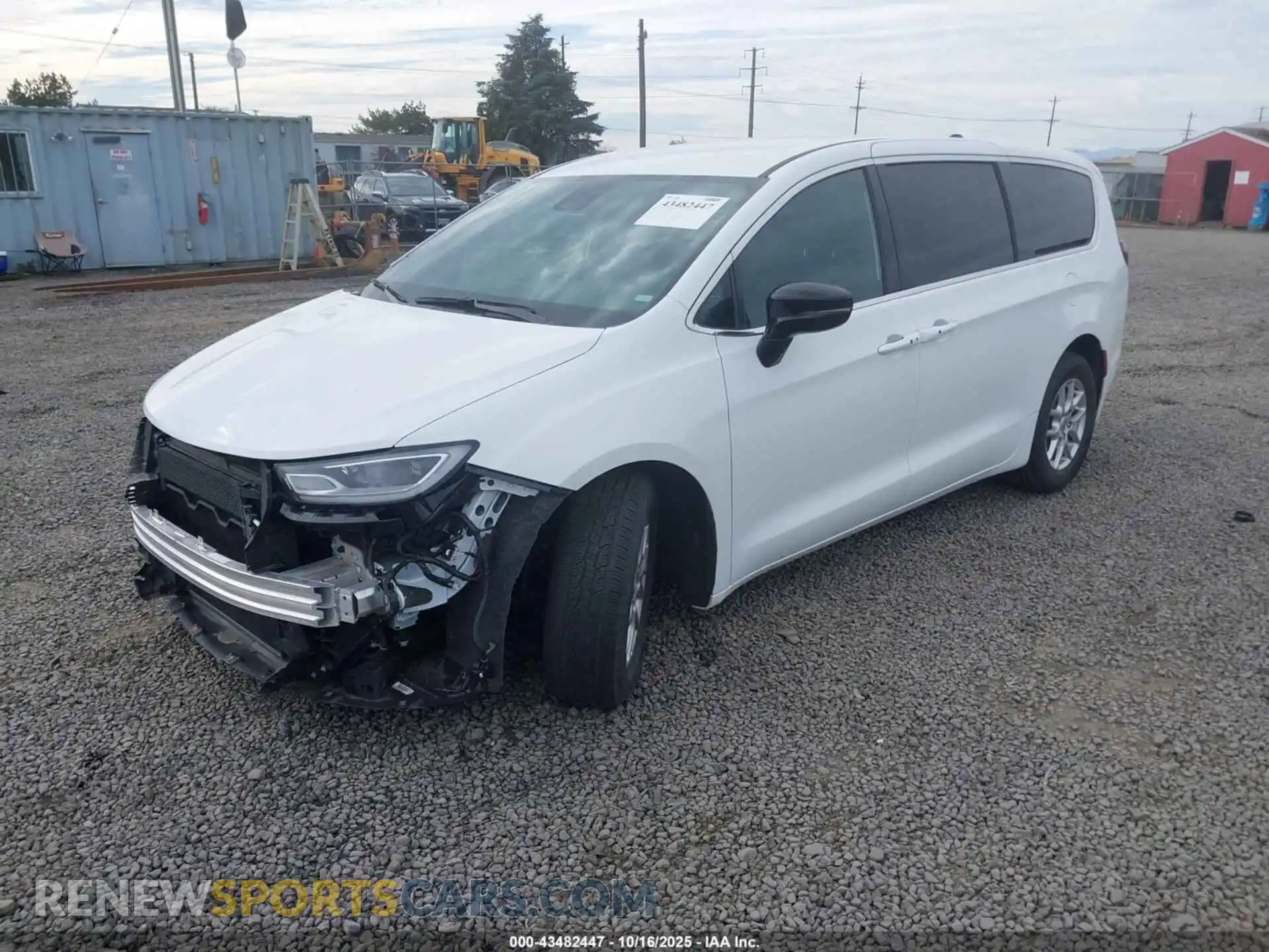 2 Photograph of a damaged car 2C4RC1BG3SR554401 CHRYSLER PACIFICA 2025