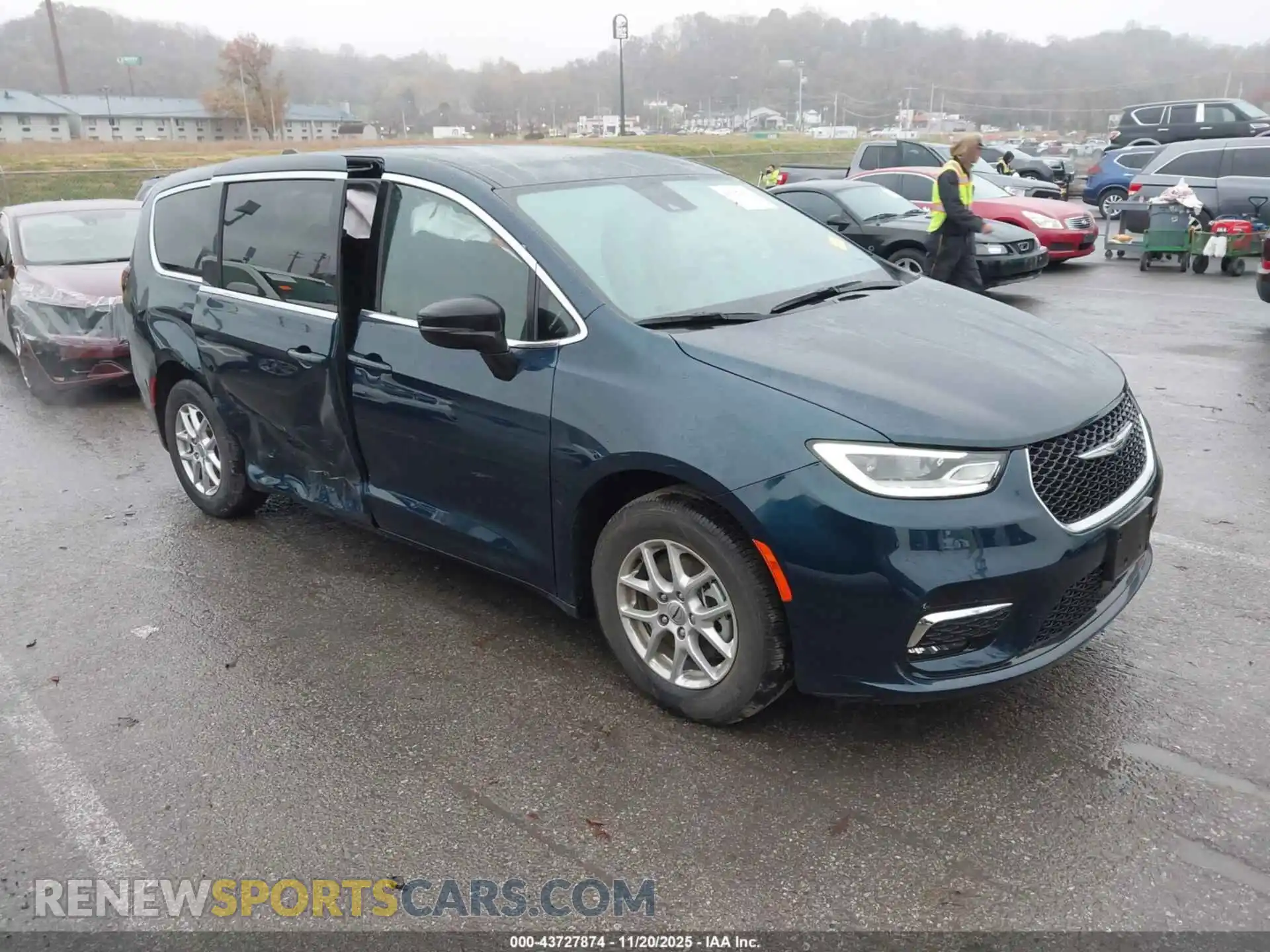 1 Photograph of a damaged car 2C4RC1BG4SR535792 CHRYSLER PACIFICA 2025