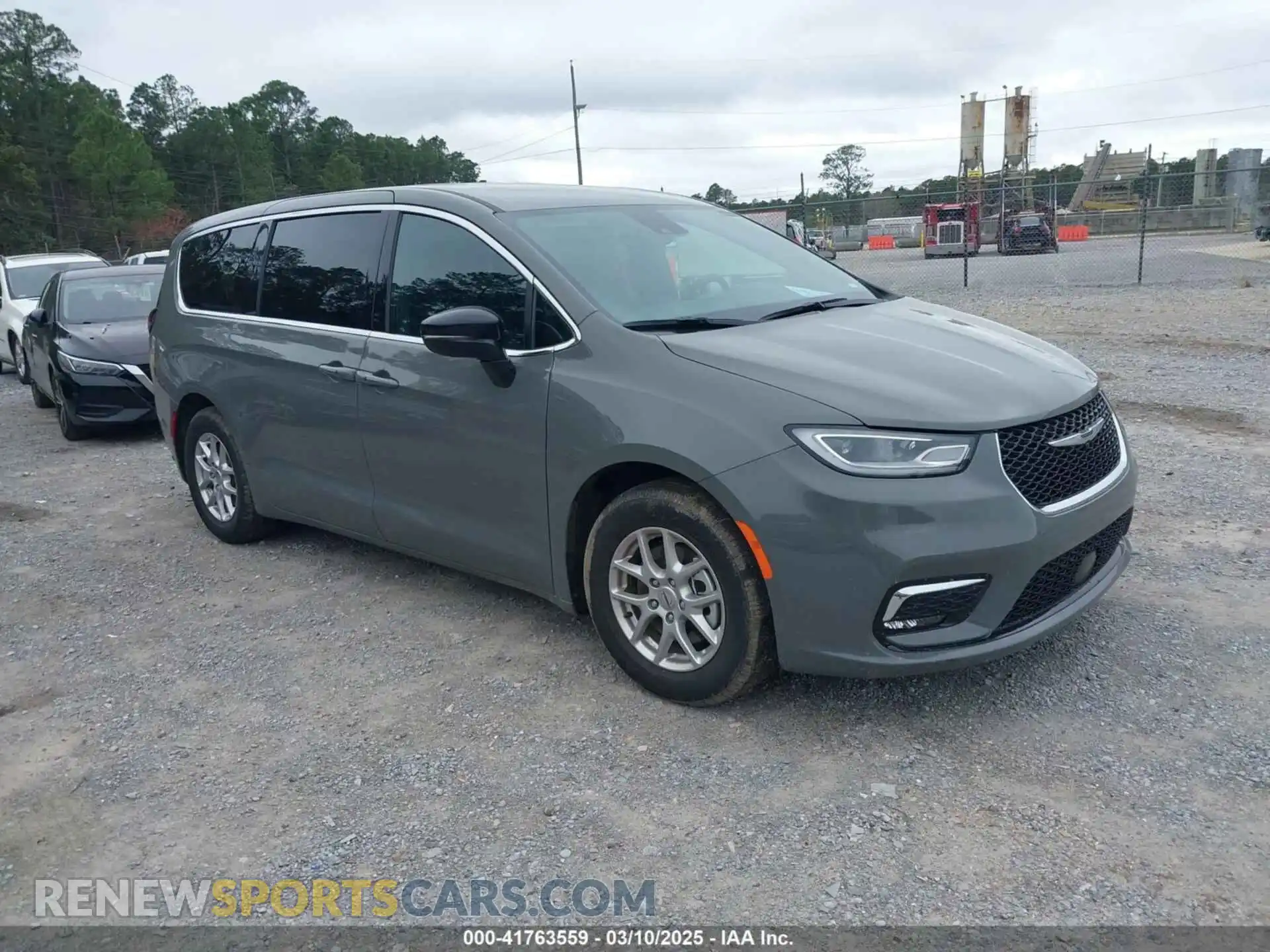 1 Photograph of a damaged car 2C4RC1BG5SR532478 CHRYSLER PACIFICA 2025