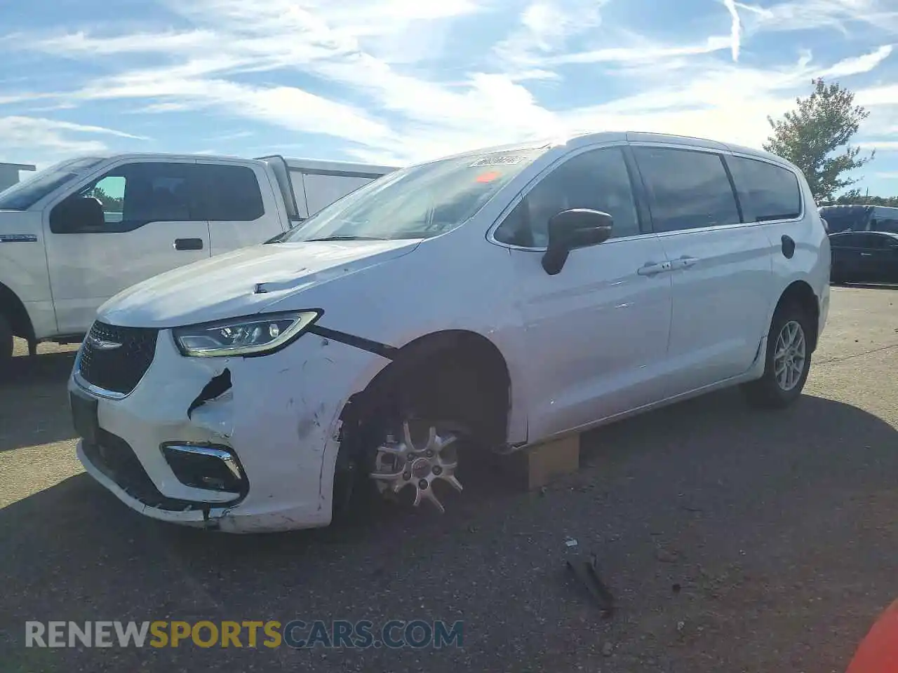 1 Photograph of a damaged car 2C4RC1BG5SR561317 CHRYSLER PACIFICA 2025