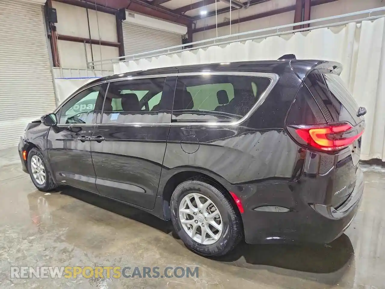 2 Photograph of a damaged car 2C4RC1BG5SR600391 CHRYSLER PACIFICA 2025