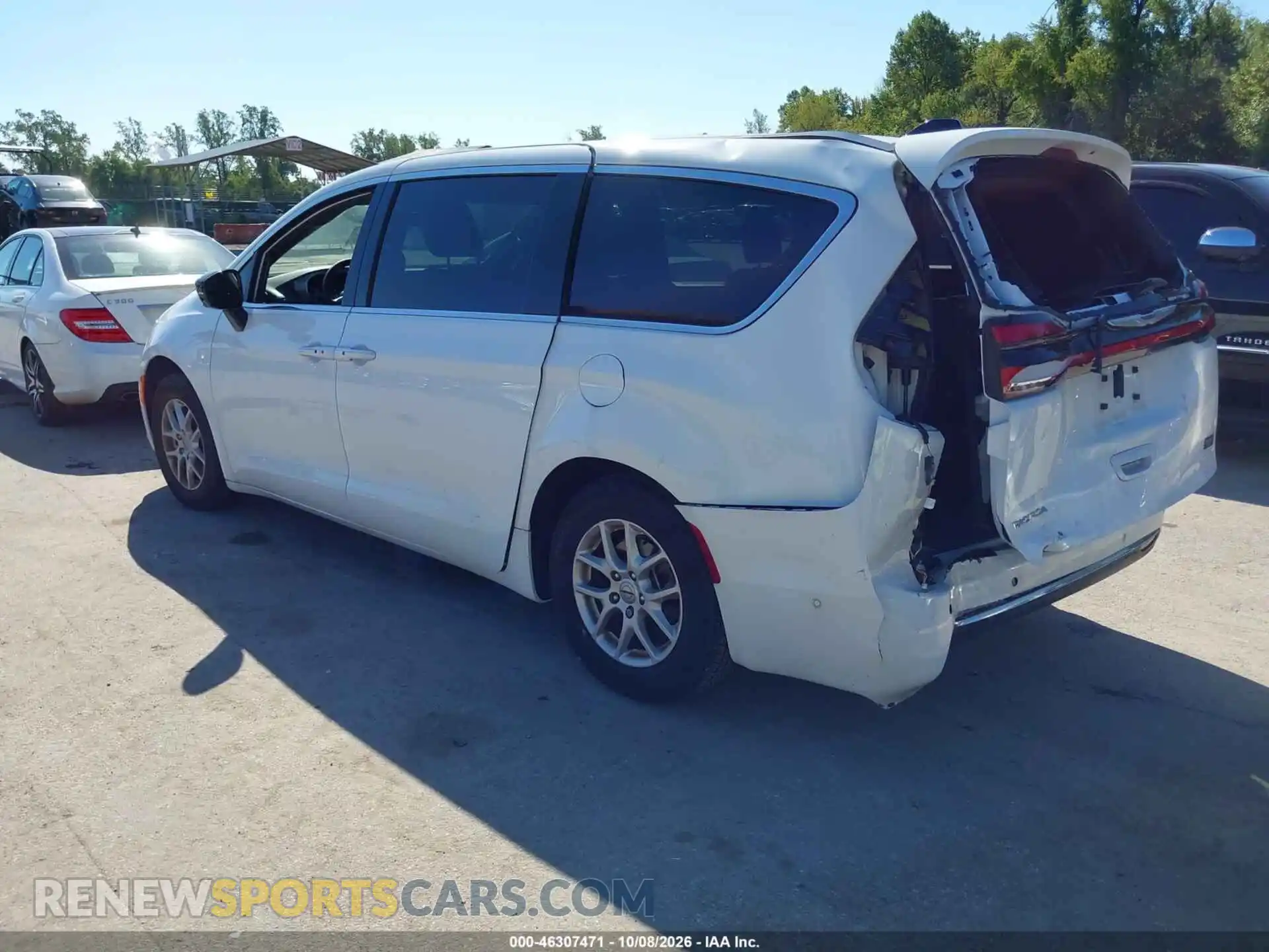 3 fotografías del automóvil dañado 2C4RC1BG6SR522946 CHRYSLER PACIFICA 2025