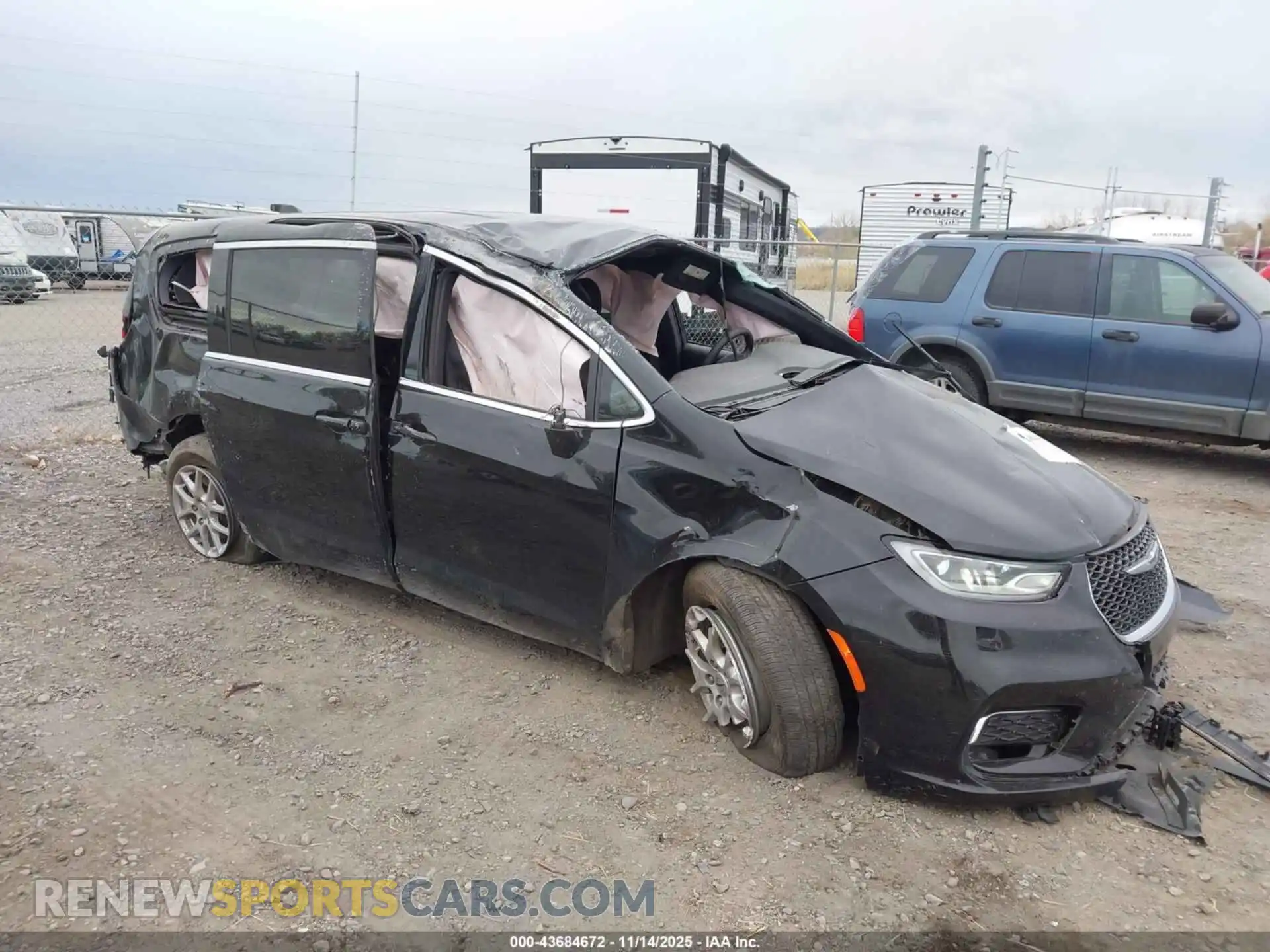 1 Photograph of a damaged car 2C4RC1BG6SR530920 CHRYSLER PACIFICA 2025