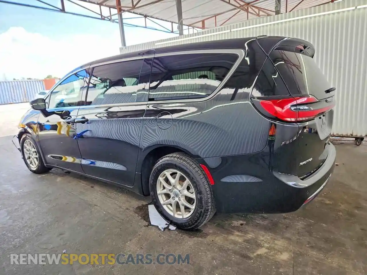 2 Photograph of a damaged car 2C4RC1BG6SR548883 CHRYSLER PACIFICA 2025