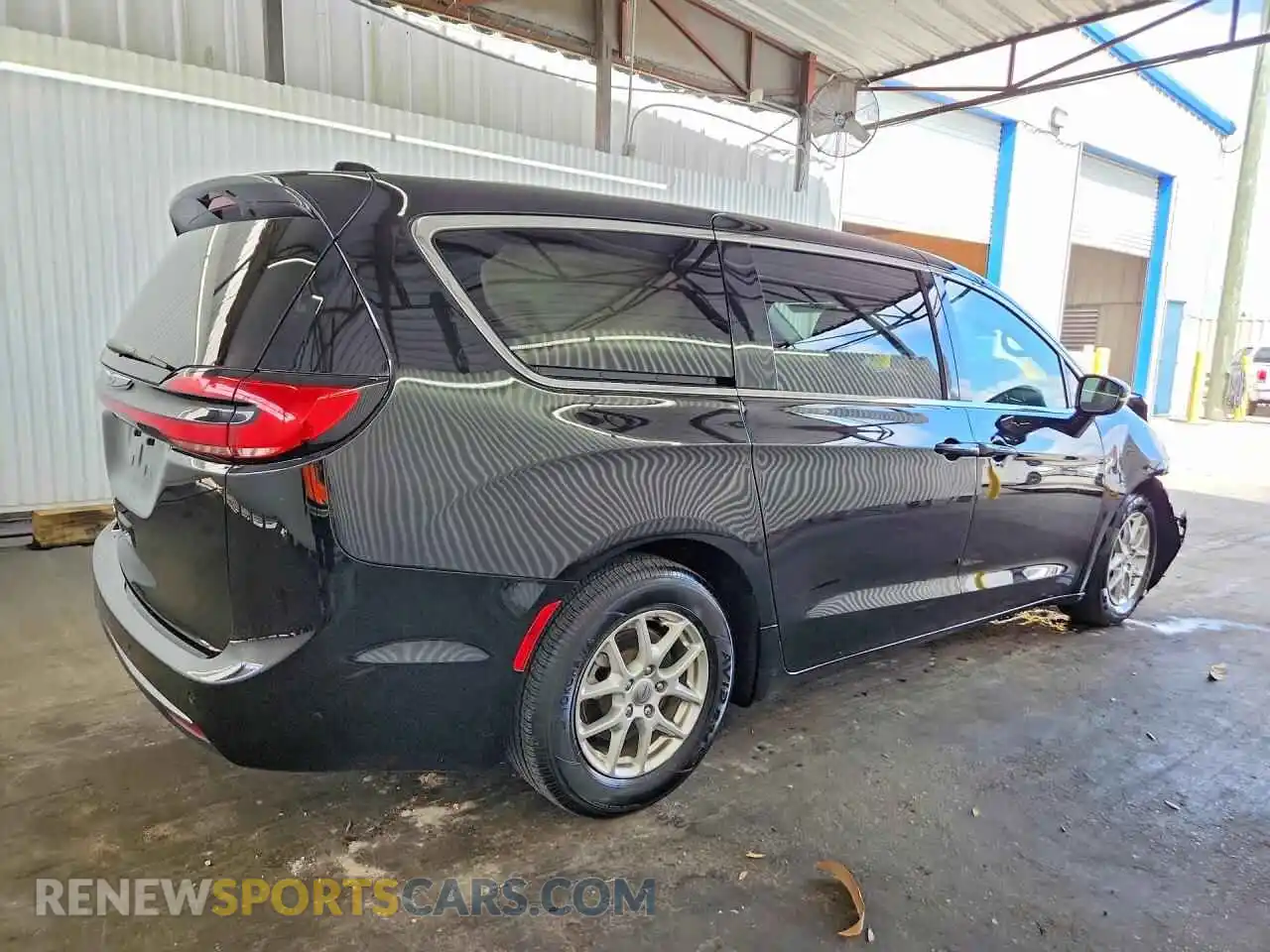 3 Photograph of a damaged car 2C4RC1BG6SR548883 CHRYSLER PACIFICA 2025