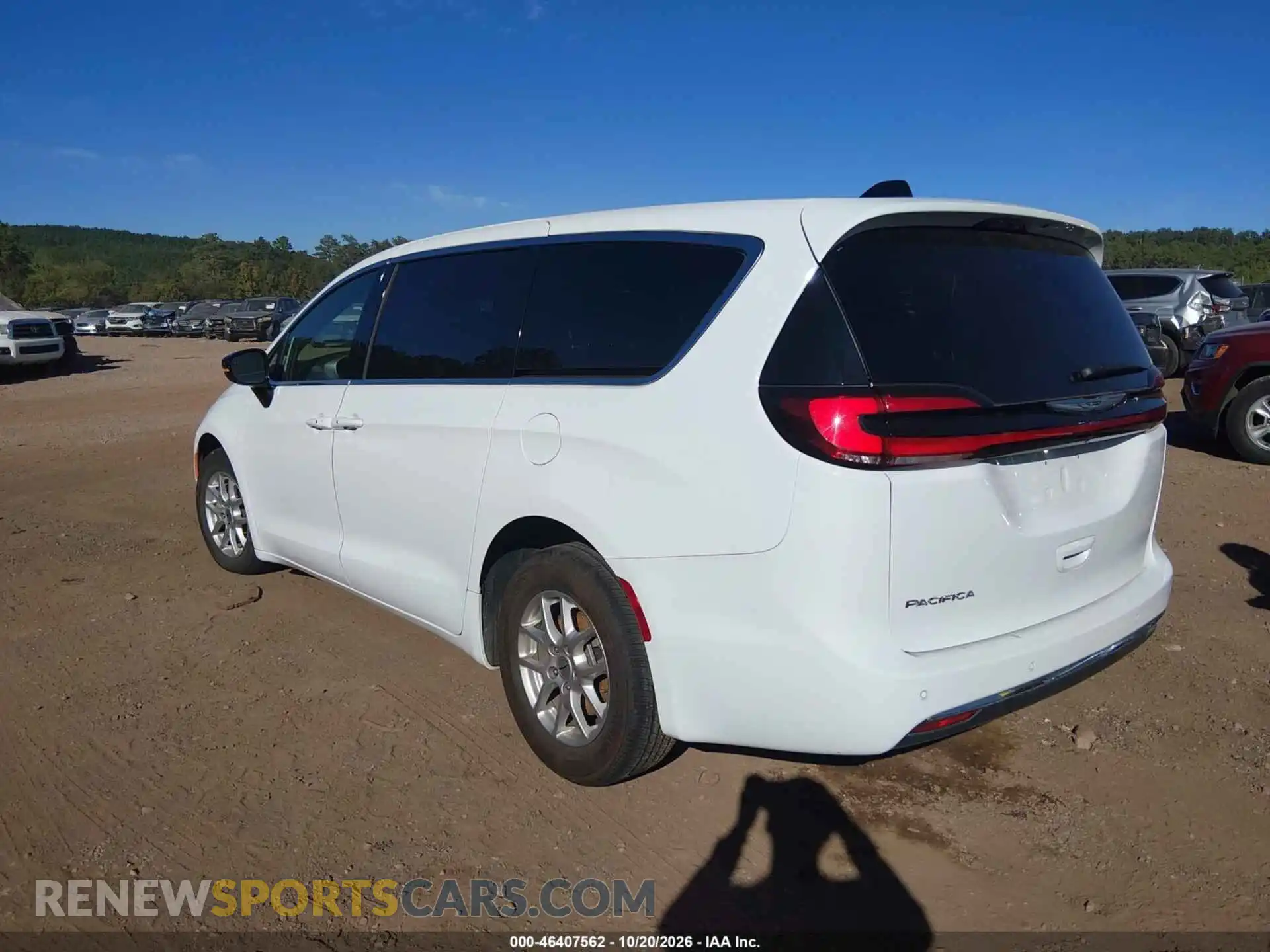 3 fotografías del automóvil dañado 2C4RC1BG7SR531929 CHRYSLER PACIFICA 2025