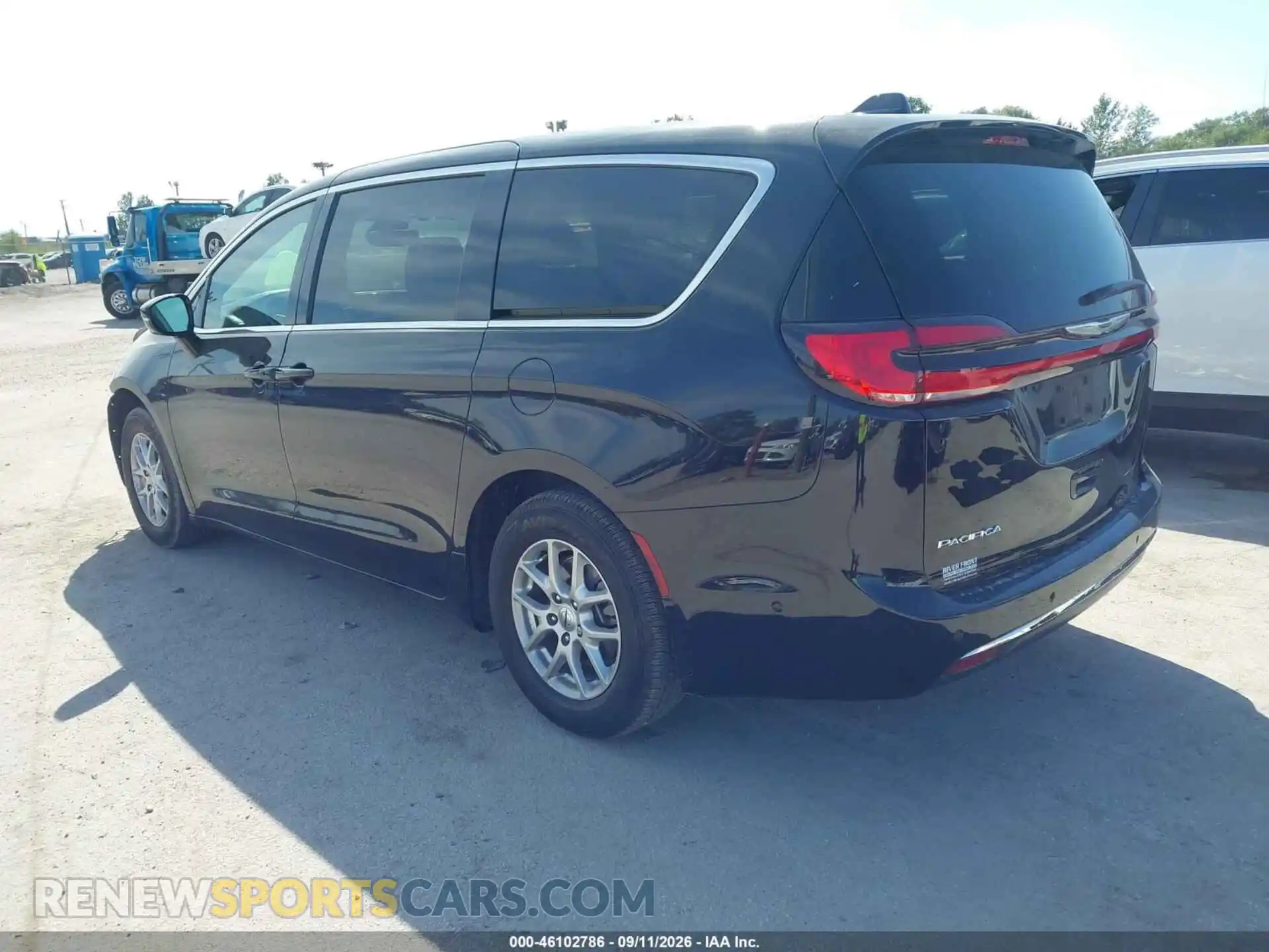 3 Фотография поврежденного автомобиля 2C4RC1BG7SR558290 CHRYSLER PACIFICA 2025