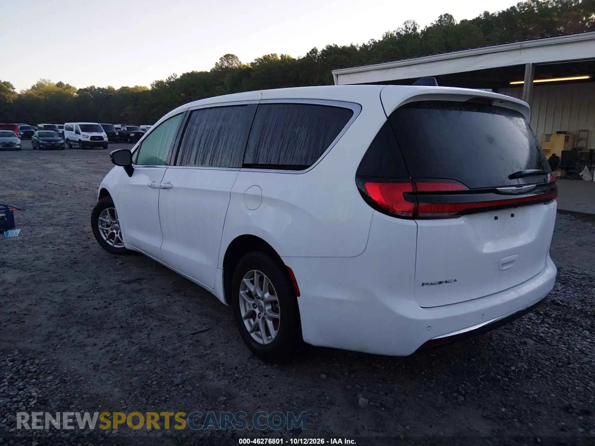 3 Photograph of a damaged car 2C4RC1BG8SR560999 CHRYSLER PACIFICA 2025
