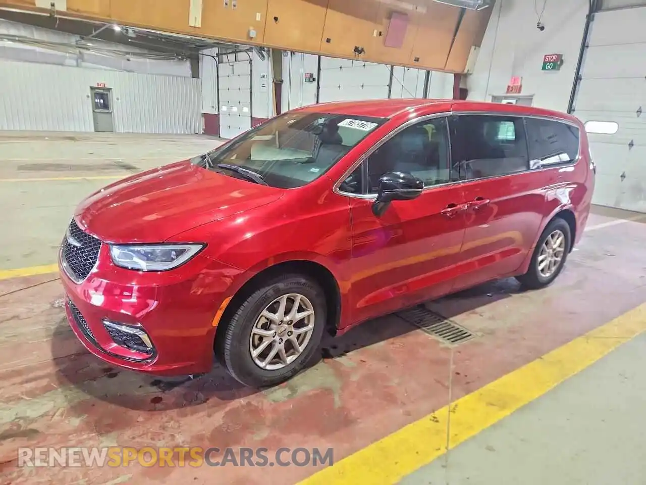 1 Photograph of a damaged car 2C4RC1BG9SR520849 CHRYSLER PACIFICA 2025