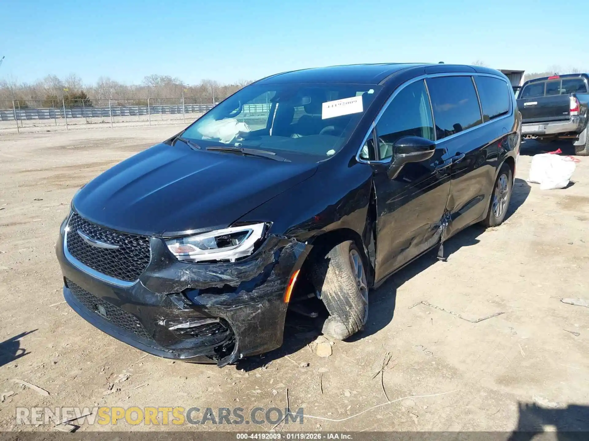 2 Photograph of a damaged car 2C4RC1BG9SR557951 CHRYSLER PACIFICA 2025